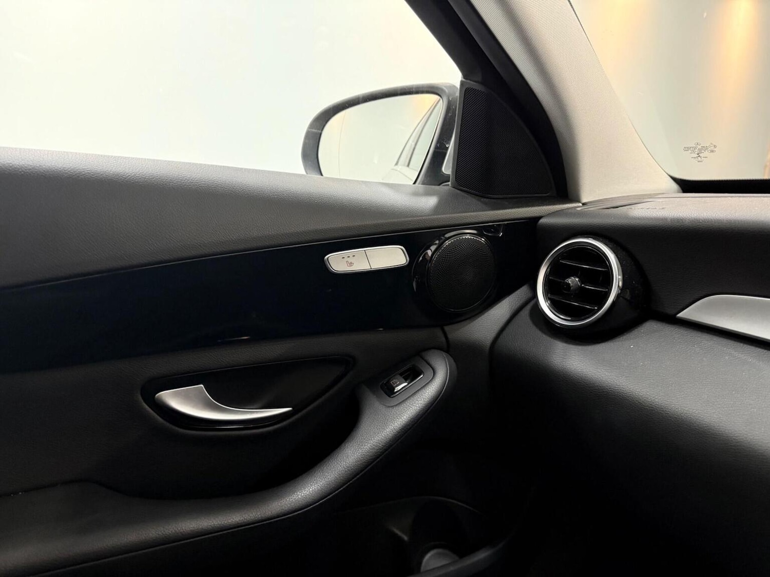 Used Mercedes-Benz C Class 2017 for sale - 76455427: Photo 28