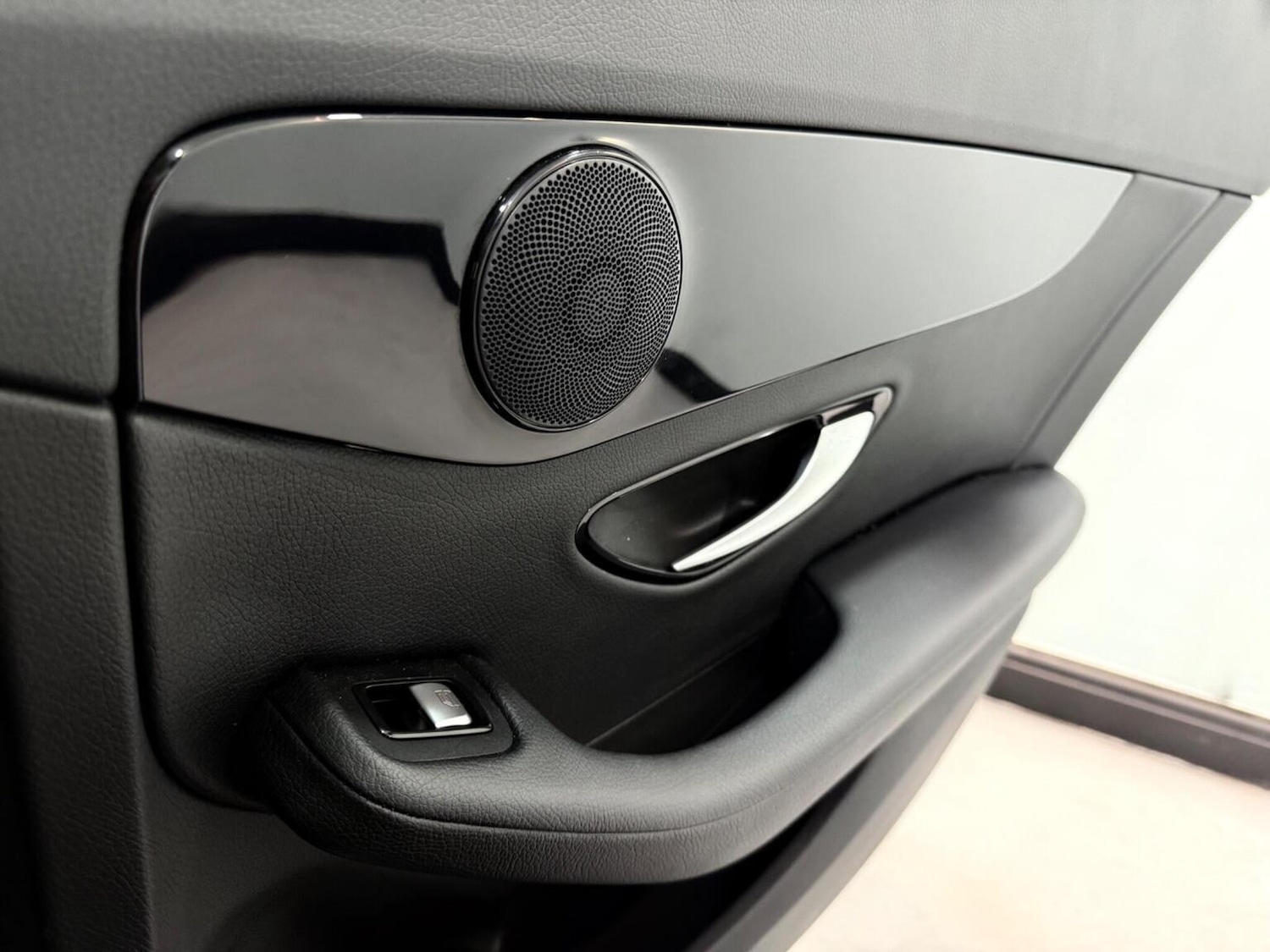 Used Mercedes-Benz C Class 2017 for sale - 76455427: Photo 29