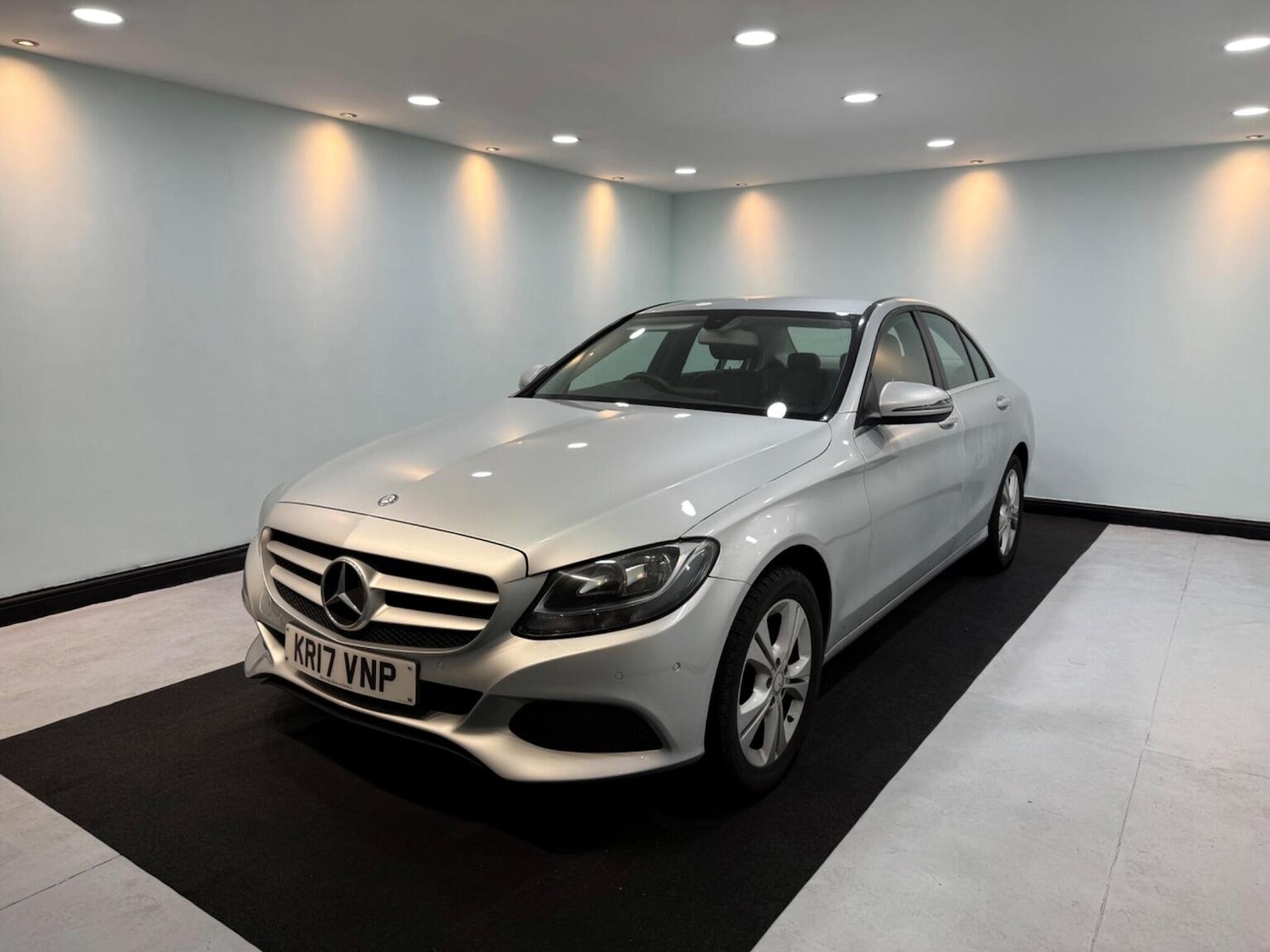 Used Mercedes-Benz C Class 2017 for sale - 76455427: Photo 3