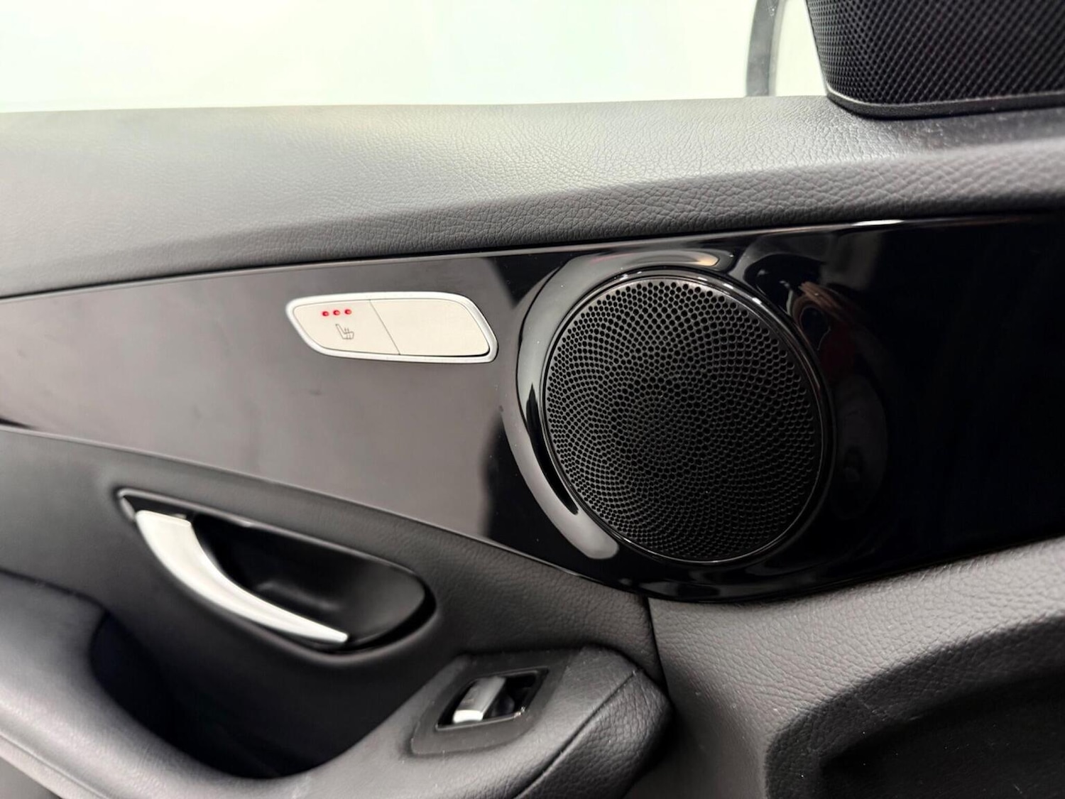 Used Mercedes-Benz C Class 2017 for sale - 76455427: Photo 30