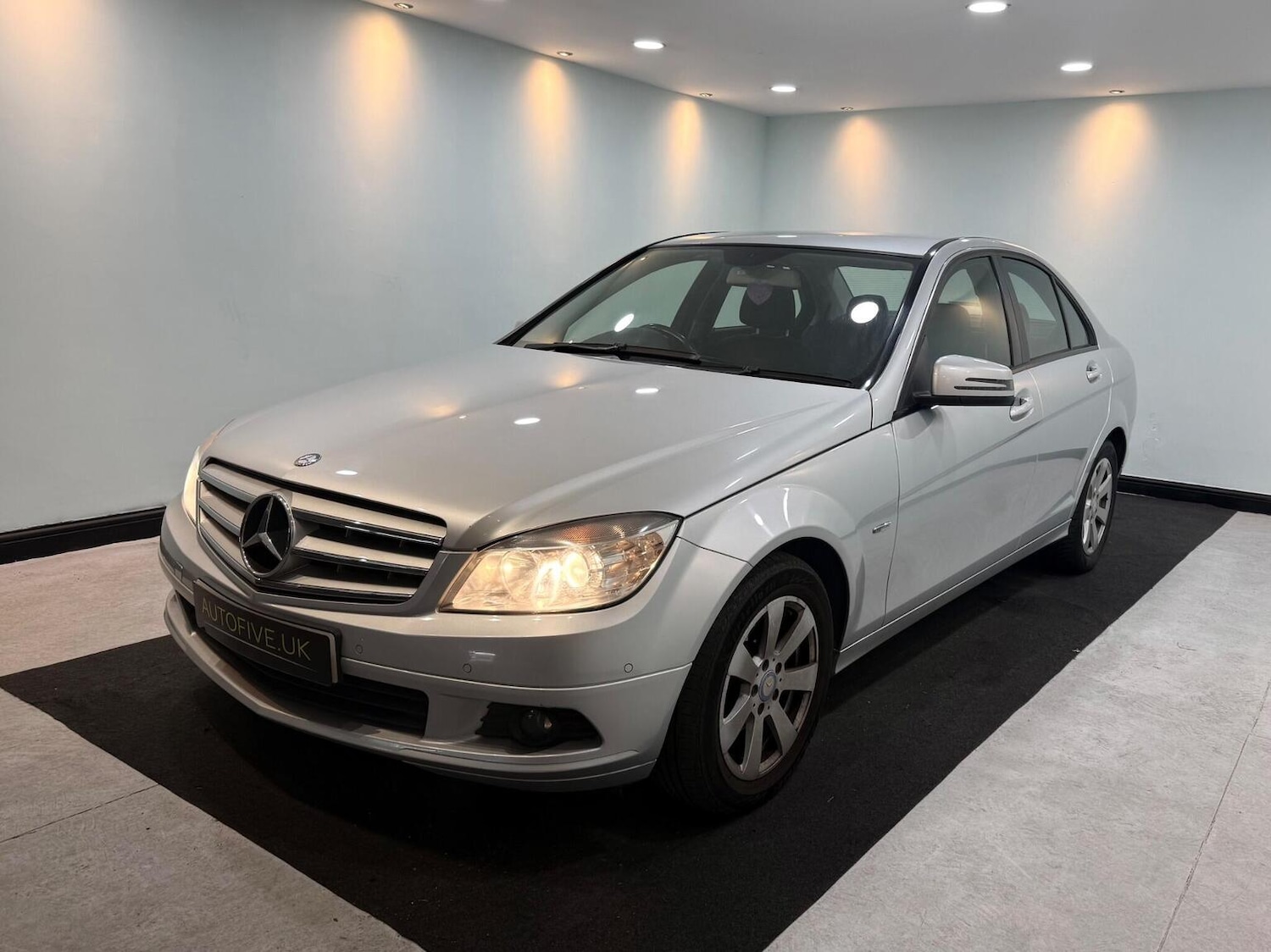 Used Mercedes-Benz C Class 2011 for sale - 77836829: Photo 15