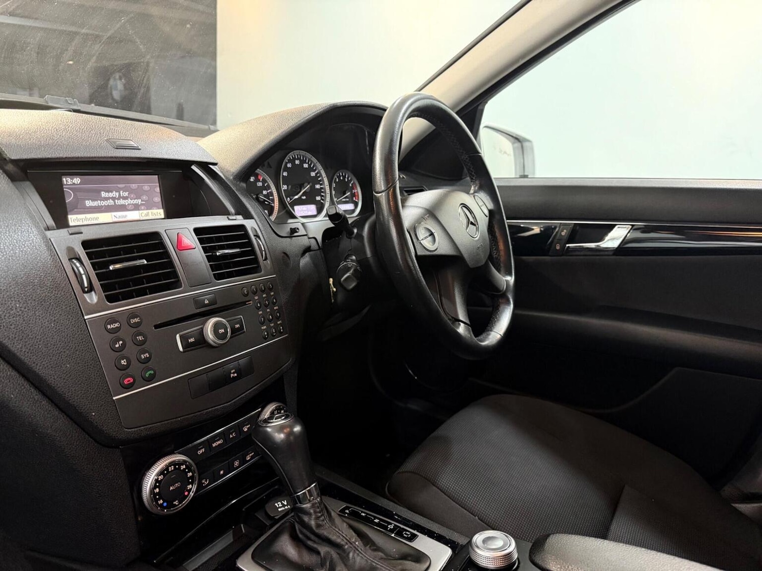 Used Mercedes-Benz C Class 2011 for sale - 77836829: Photo 24