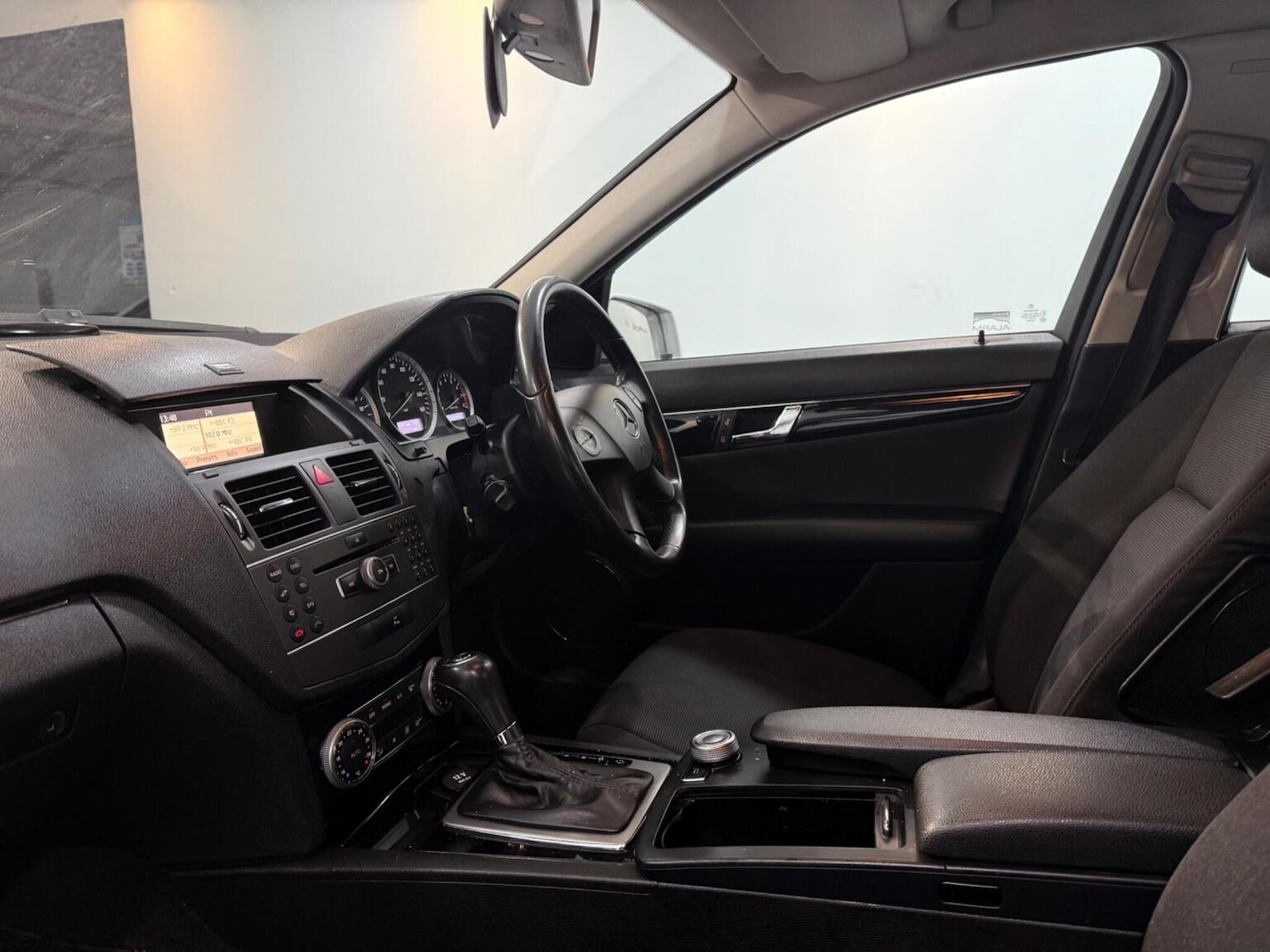 Used Mercedes-Benz C Class 2011 for sale - 77836829: Photo 27