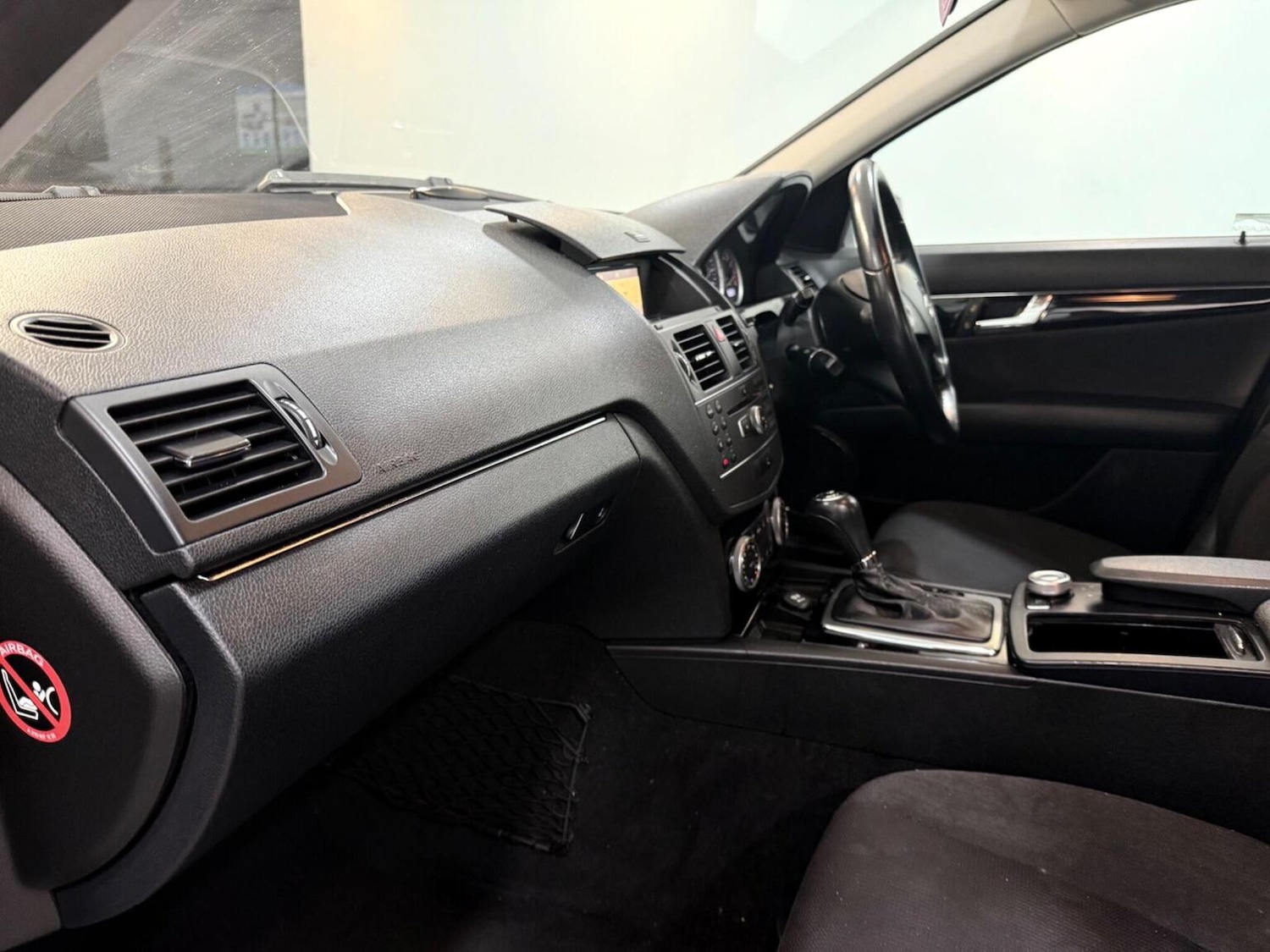 Used Mercedes-Benz C Class 2011 for sale - 77836829: Photo 28