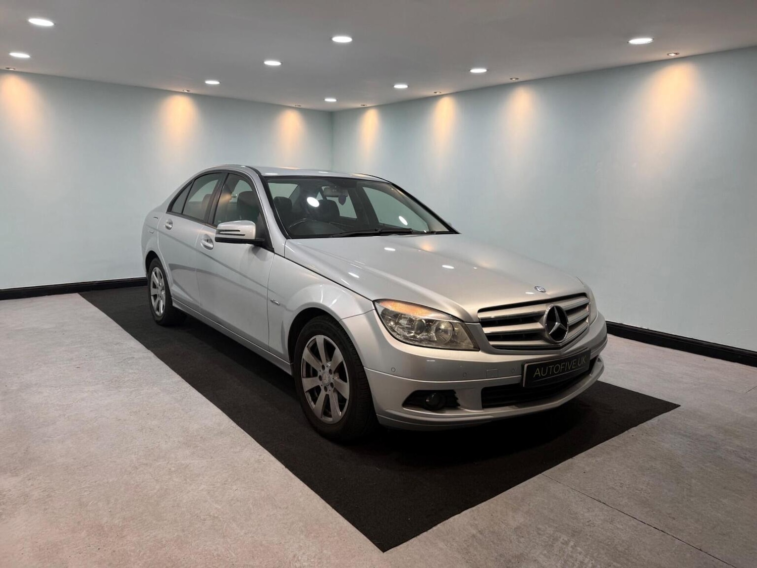 Used Mercedes-Benz C Class 2011 for sale - 77836829: Photo 6
