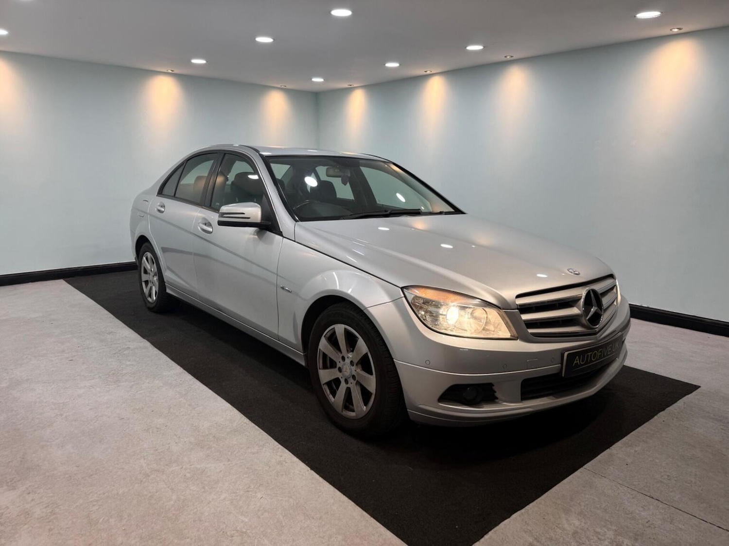 Used Mercedes-Benz C Class 2011 for sale - 77836829: Photo 9