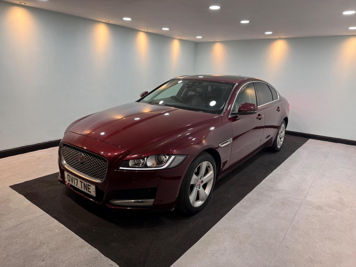 Used Jaguar XF 2017 for sale - 77350099: Photo 10