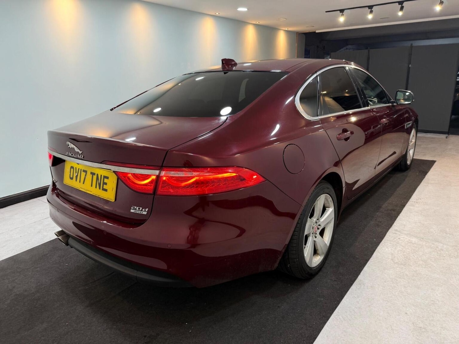 Used Jaguar XF 2017 for sale - 77350099: Photo 14
