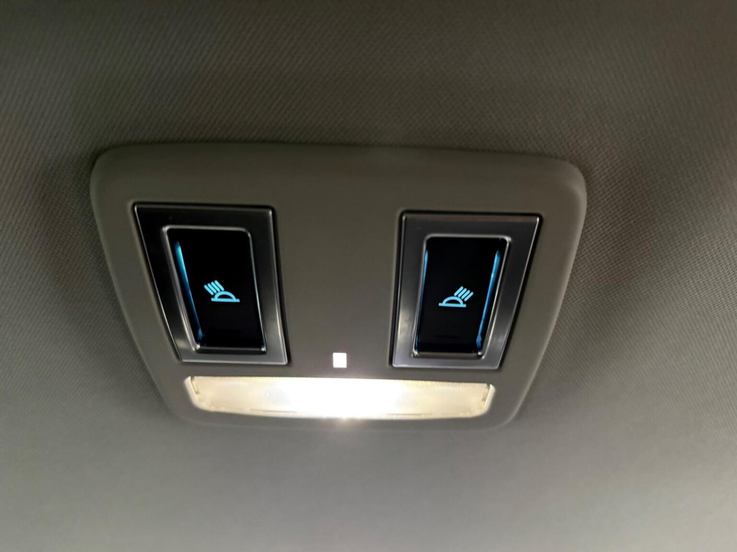 Used Jaguar XF 2017 for sale - 77350099: Photo 28