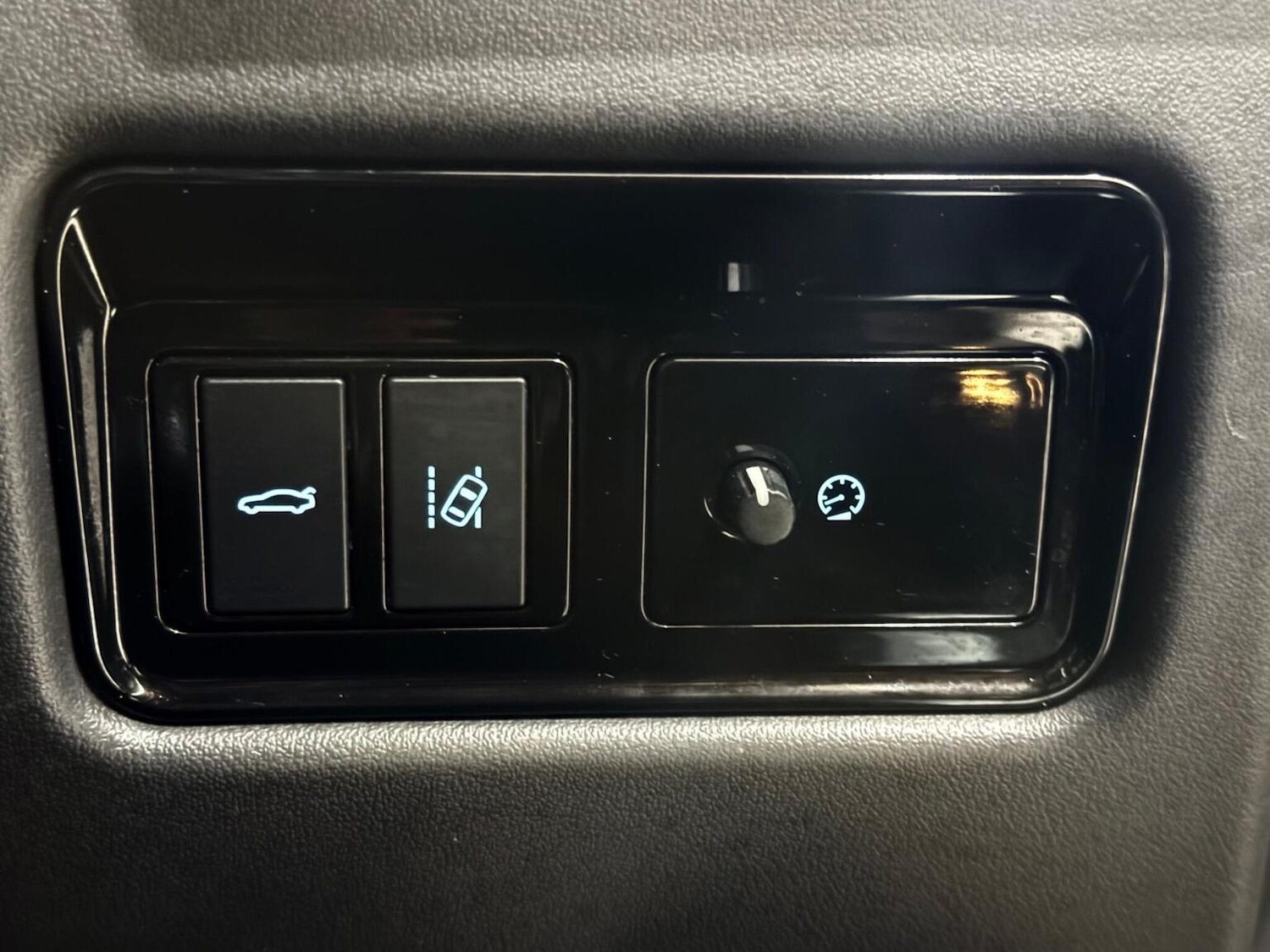 Used Jaguar XF 2017 for sale - 77350099: Photo 34