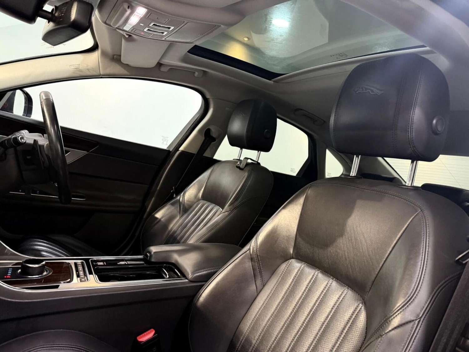 Used Jaguar XF 2017 for sale - 77350099: Photo 45