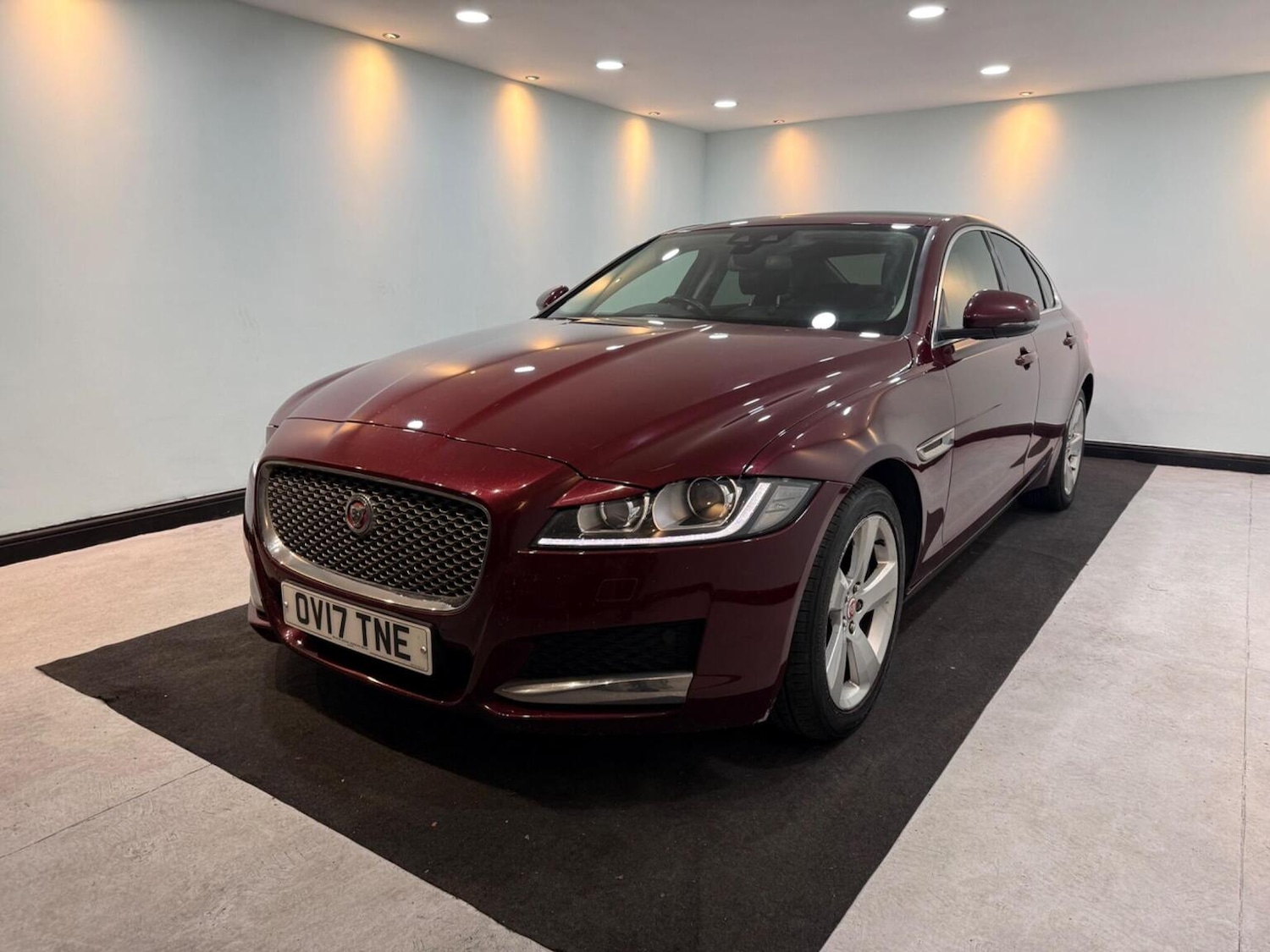 Used Jaguar XF 2017 for sale - 77350099: Photo 7