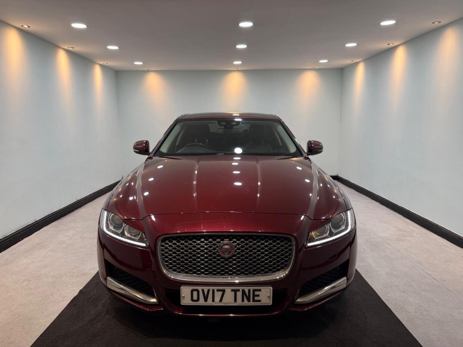 Used Jaguar XF 2017 for sale - 77350099: Photo 9