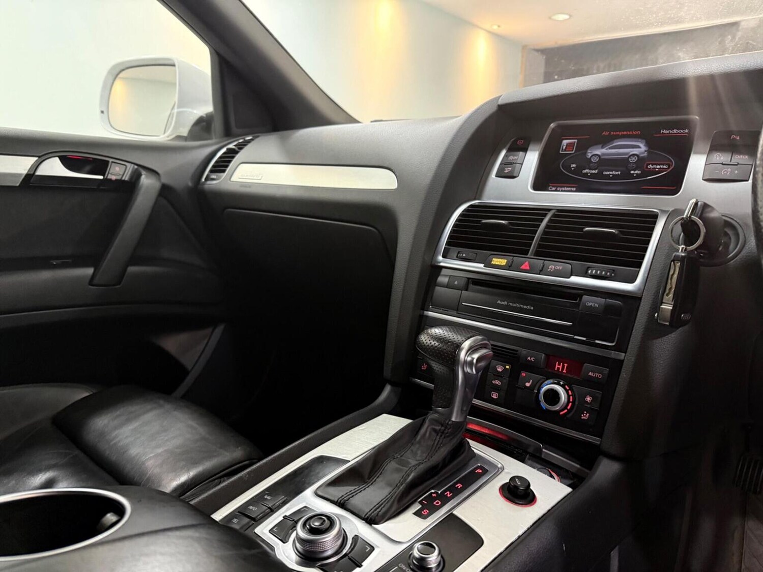 Used Audi Q7 2014 for sale - 77572819: Photo 30