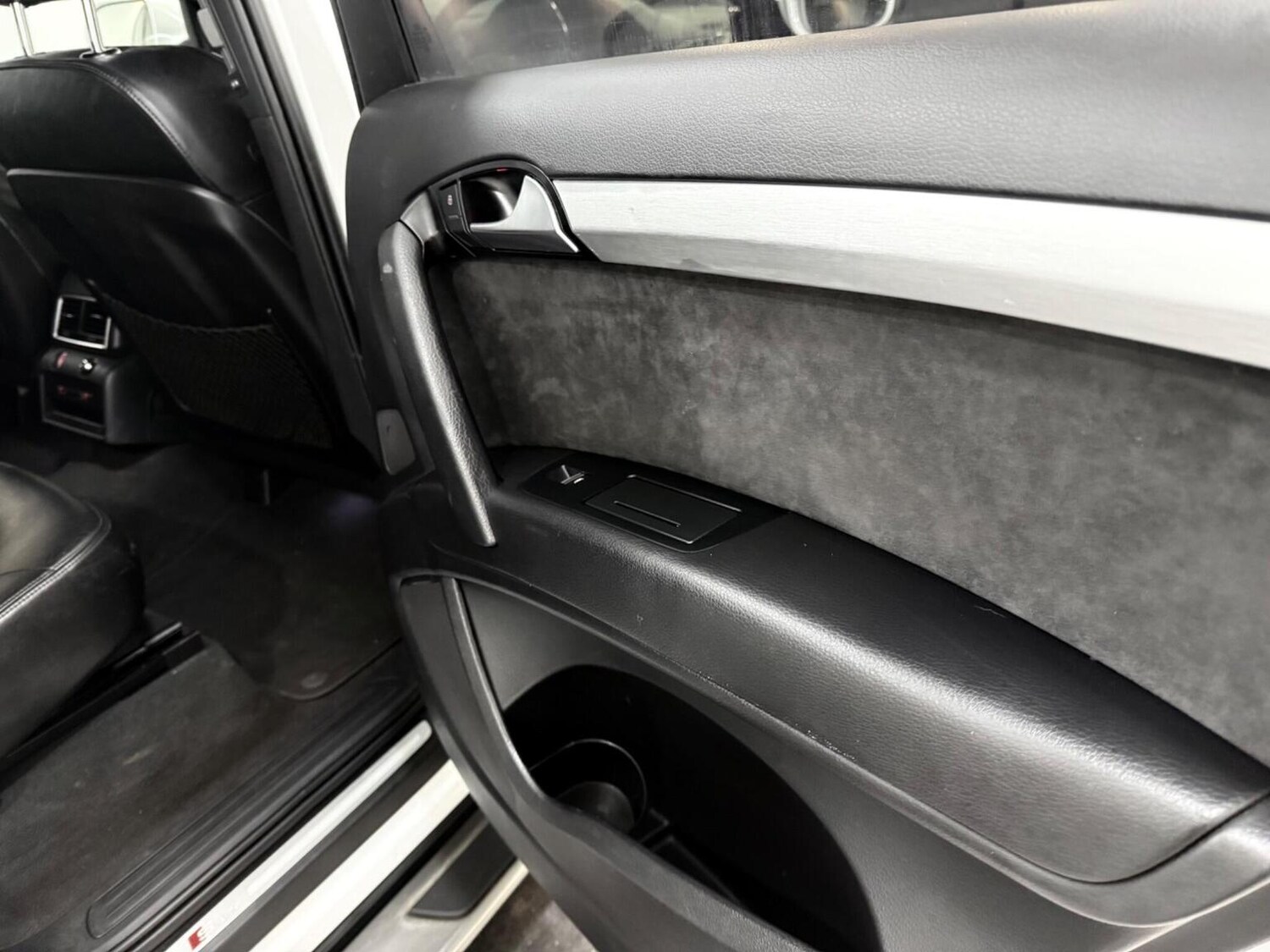 Used Audi Q7 2014 for sale - 77572819: Photo 41