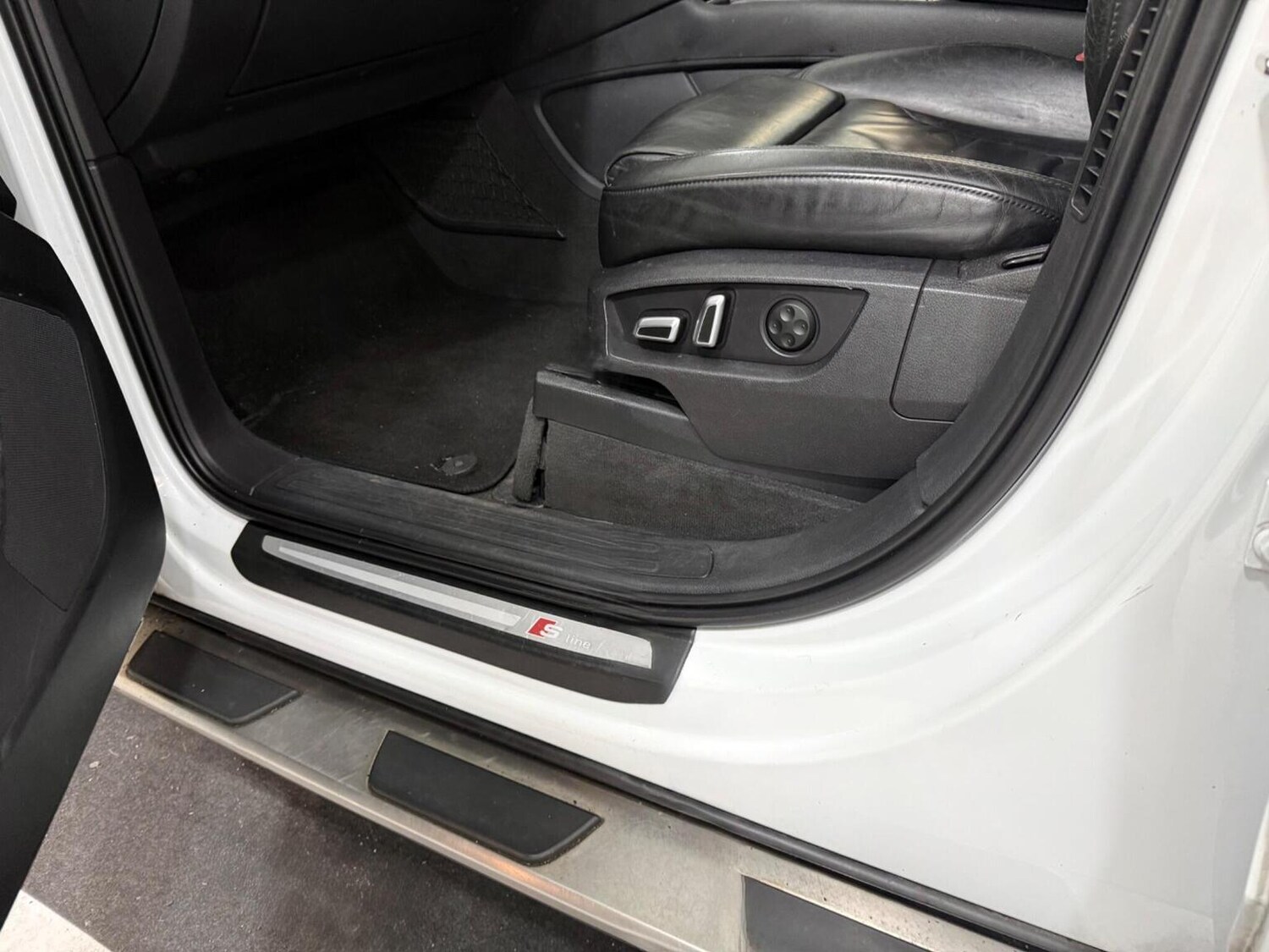 Used Audi Q7 2014 for sale - 77572819: Photo 49