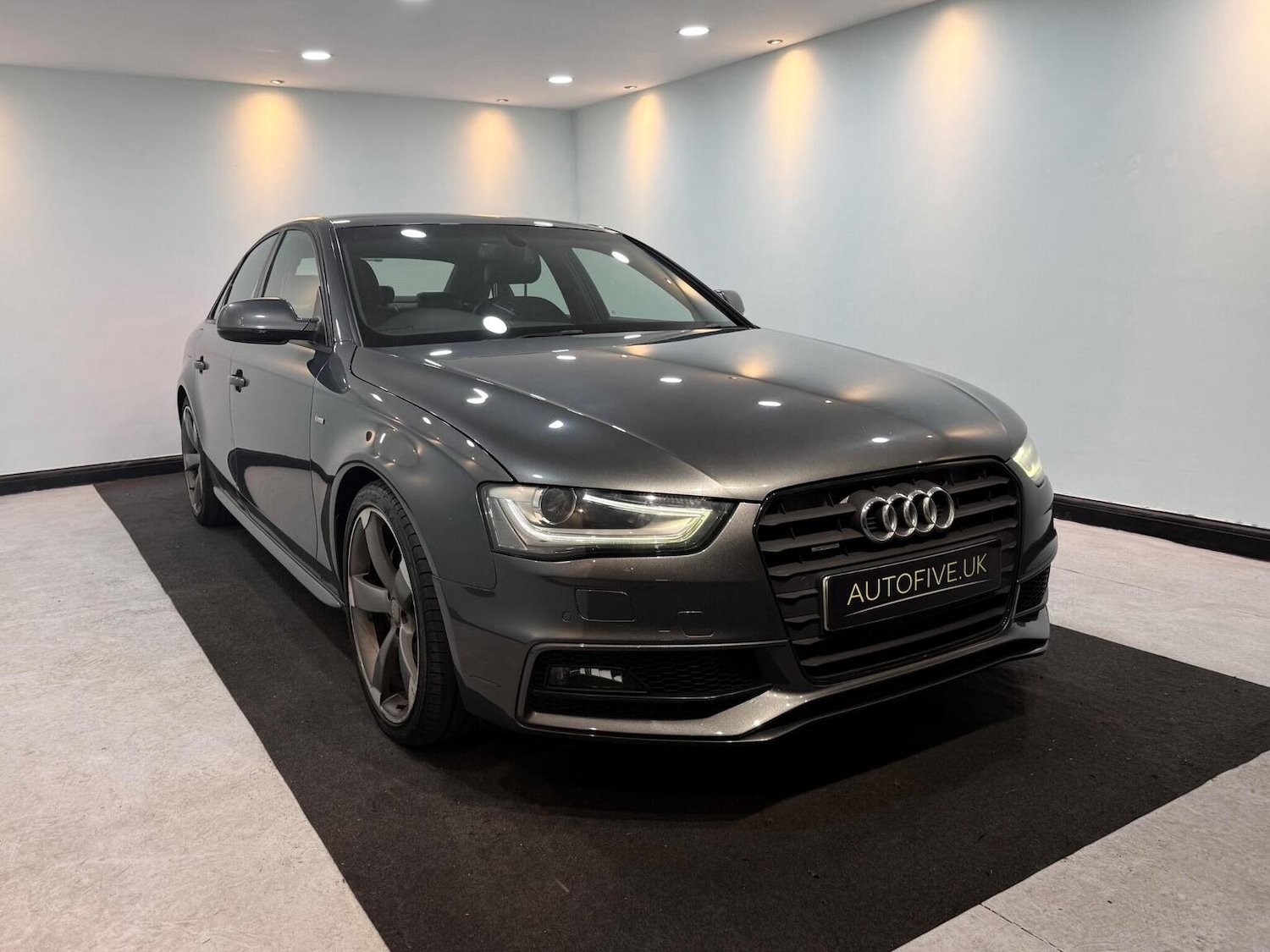 Used Audi A4 2012 for sale - 77837000: Photo 11