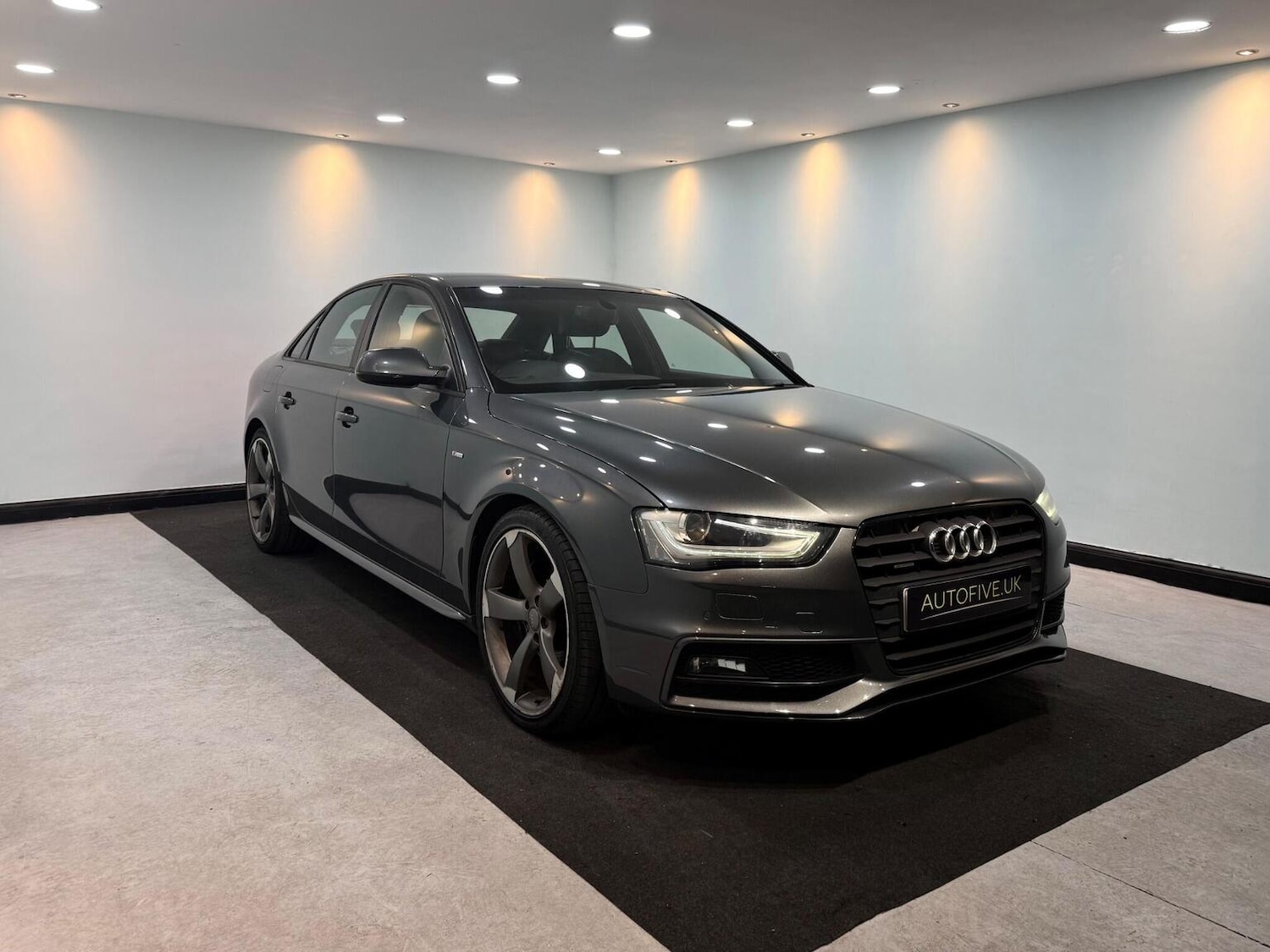 Used Audi A4 2012 for sale - 77837000: Photo 12