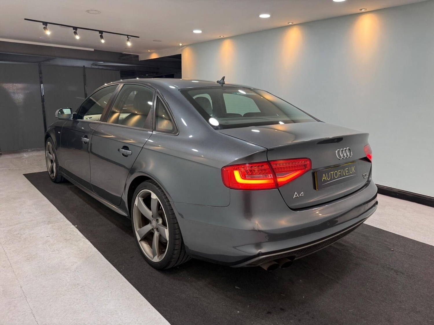 Used Audi A4 2012 for sale - 77837000: Photo 22