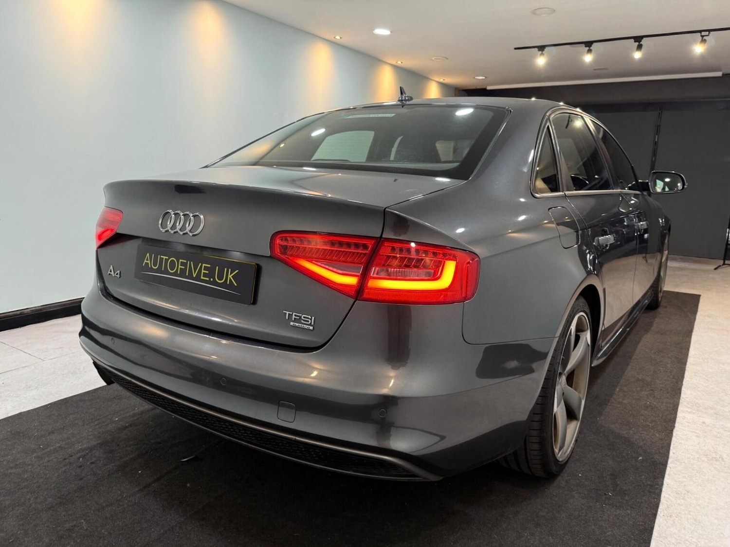 Used Audi A4 2012 for sale - 77837000: Photo 24
