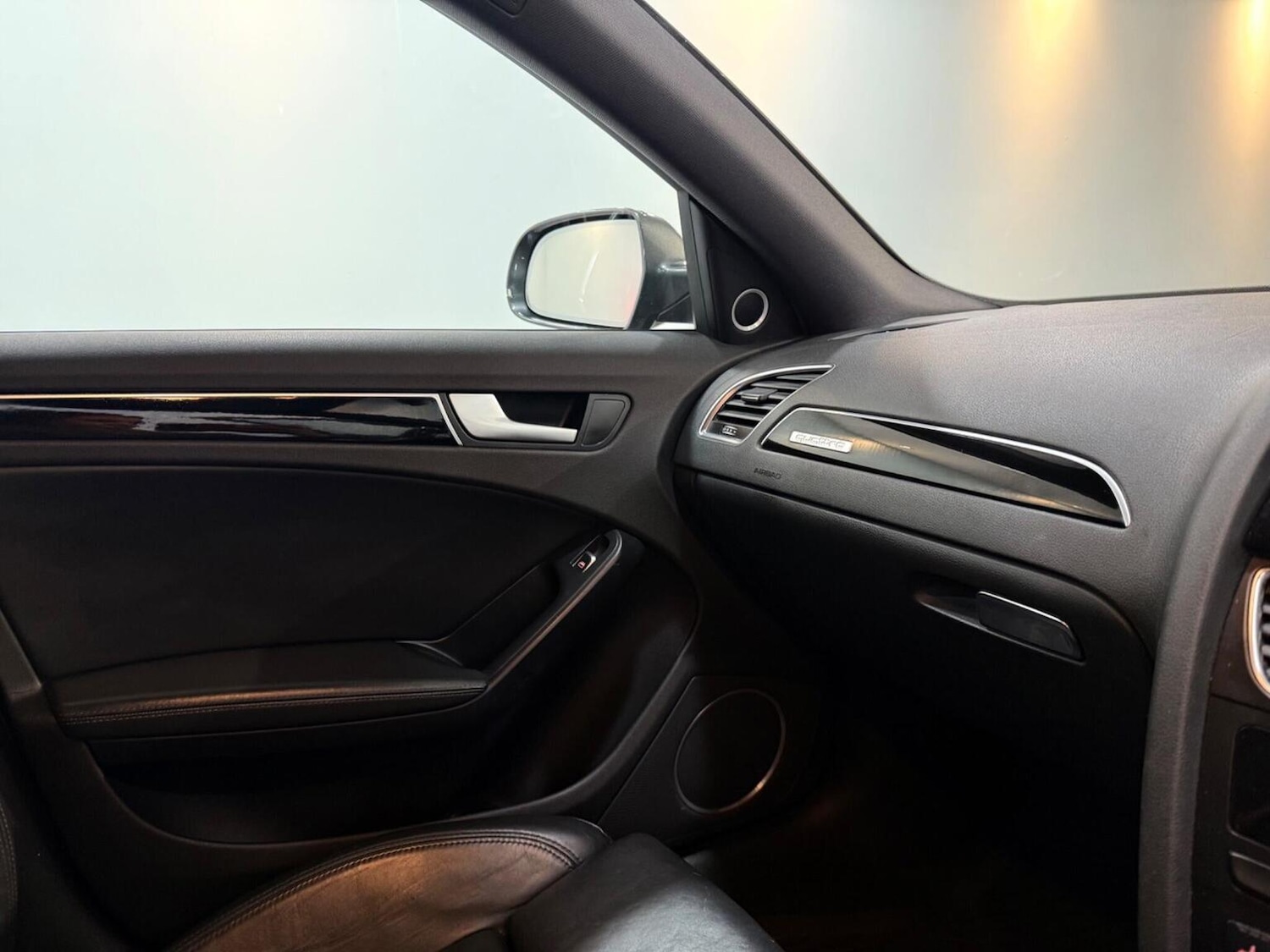 Used Audi A4 2012 for sale - 77837000: Photo 30