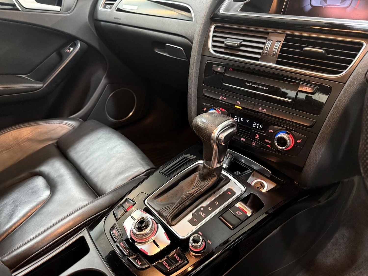 Used Audi A4 2012 for sale - 77837000: Photo 33