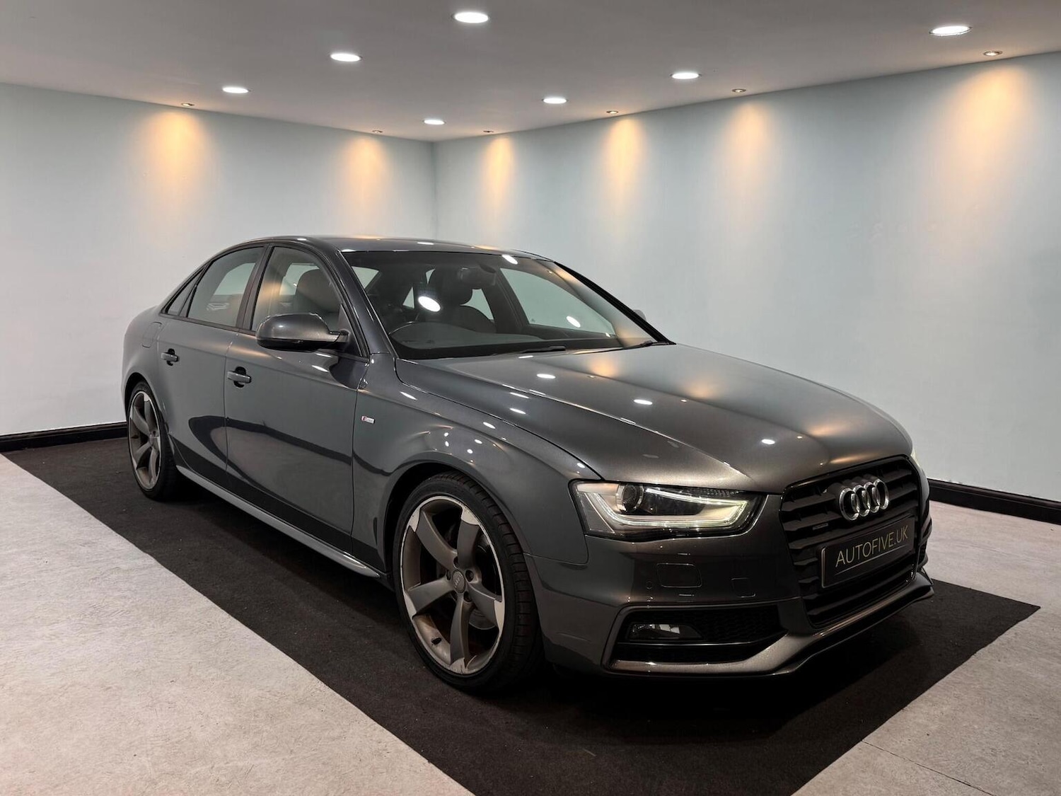 Used Audi A4 2012 for sale - 77837000: Photo 5