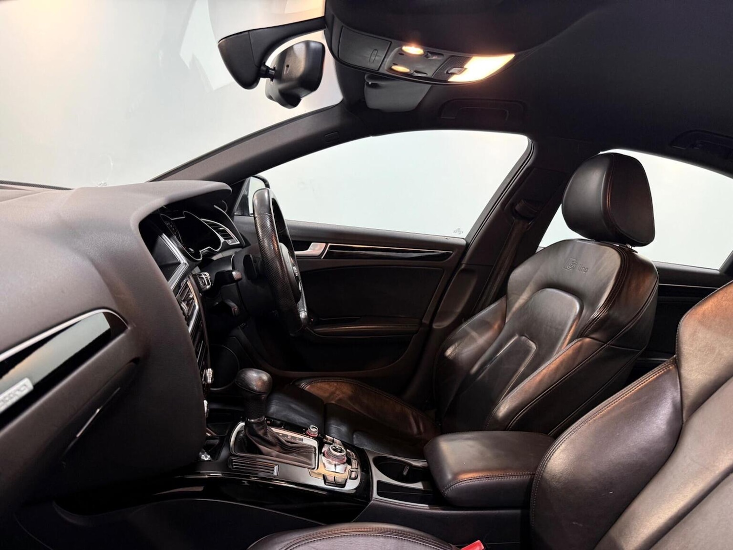 Used Audi A4 2012 for sale - 77837000: Photo 53