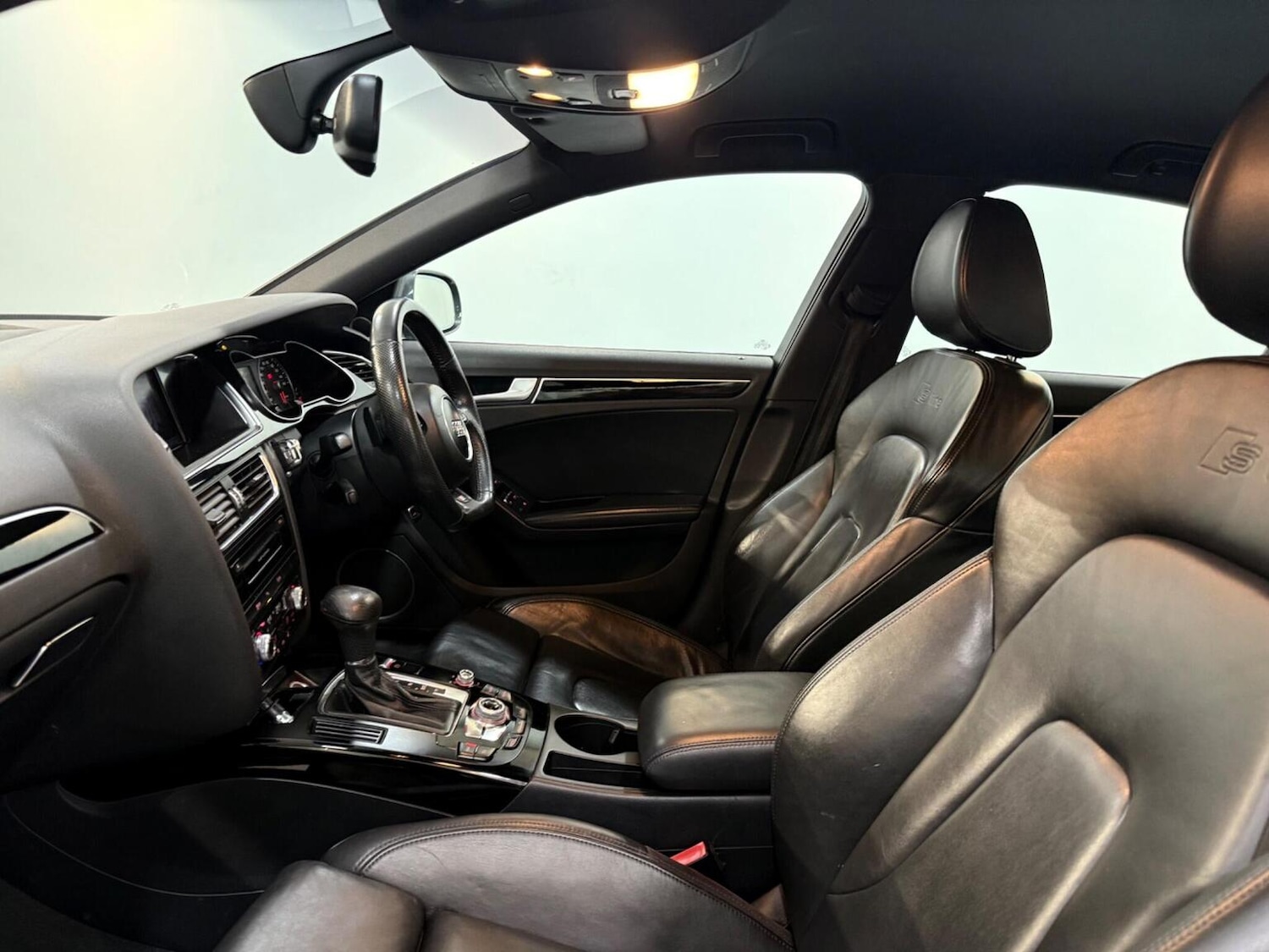 Used Audi A4 2012 for sale - 77837000: Photo 54