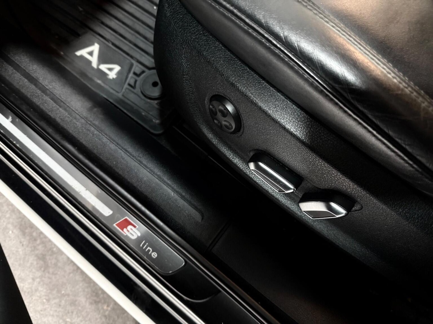 Used Audi A4 2012 for sale - 77837000: Photo 63