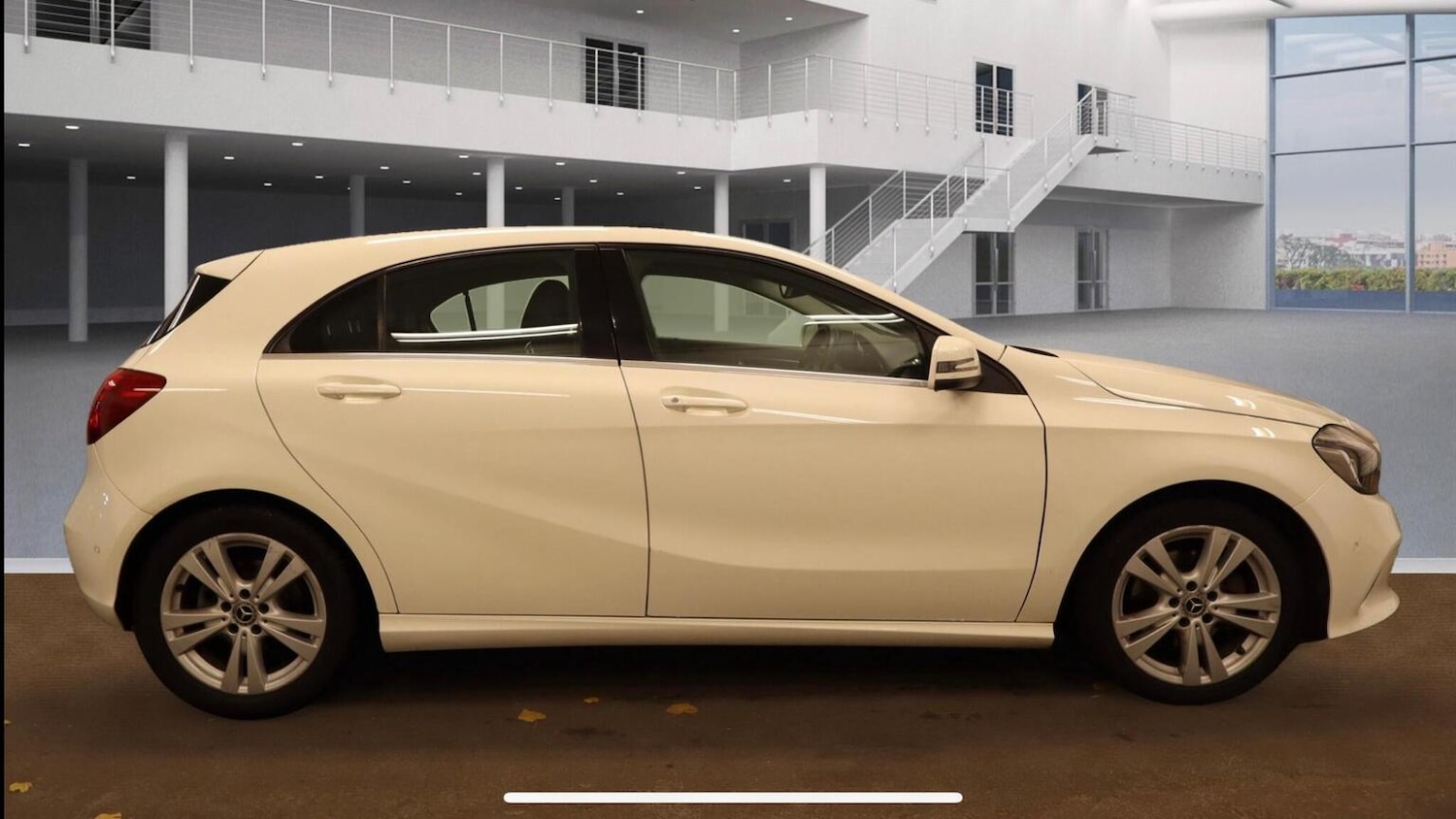 Used Mercedes-Benz A-Class 2017 for sale - 76531223: Photo 2