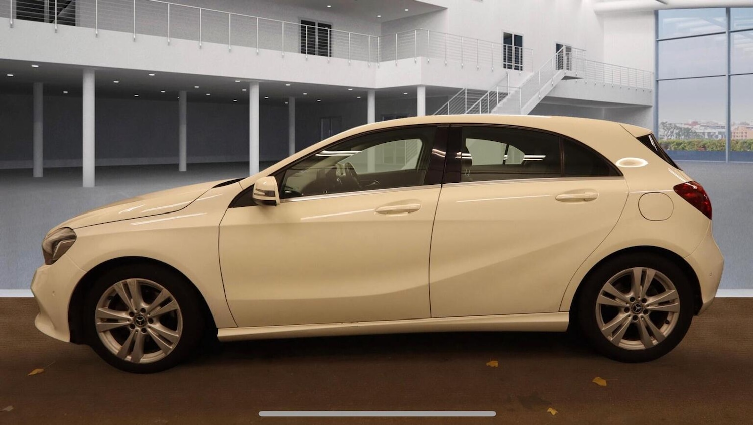 Used Mercedes-Benz A-Class 2017 for sale - 76531223: Photo 3