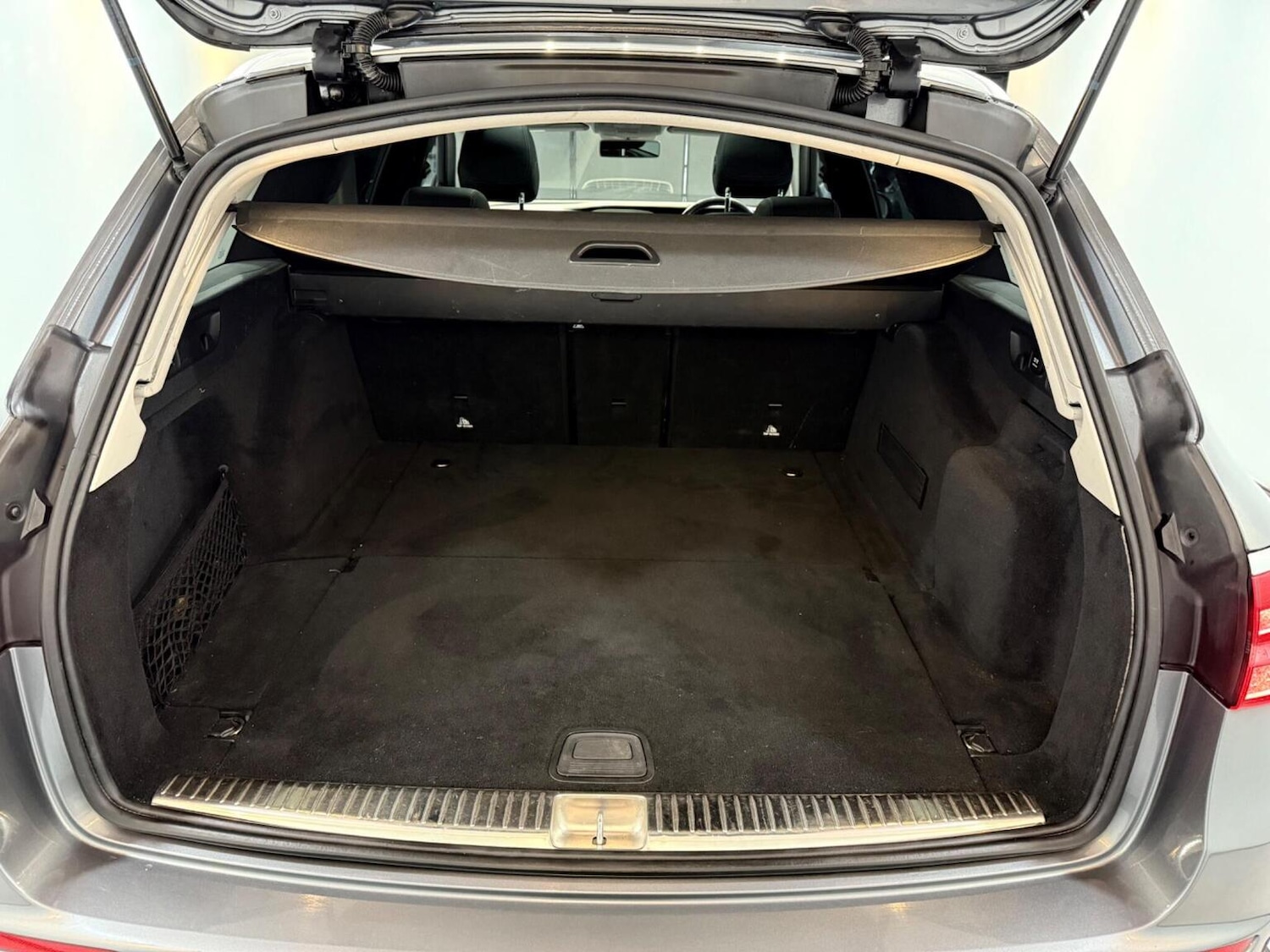 Used Mercedes-Benz E Class 2017 for sale - 77271019: Photo 38