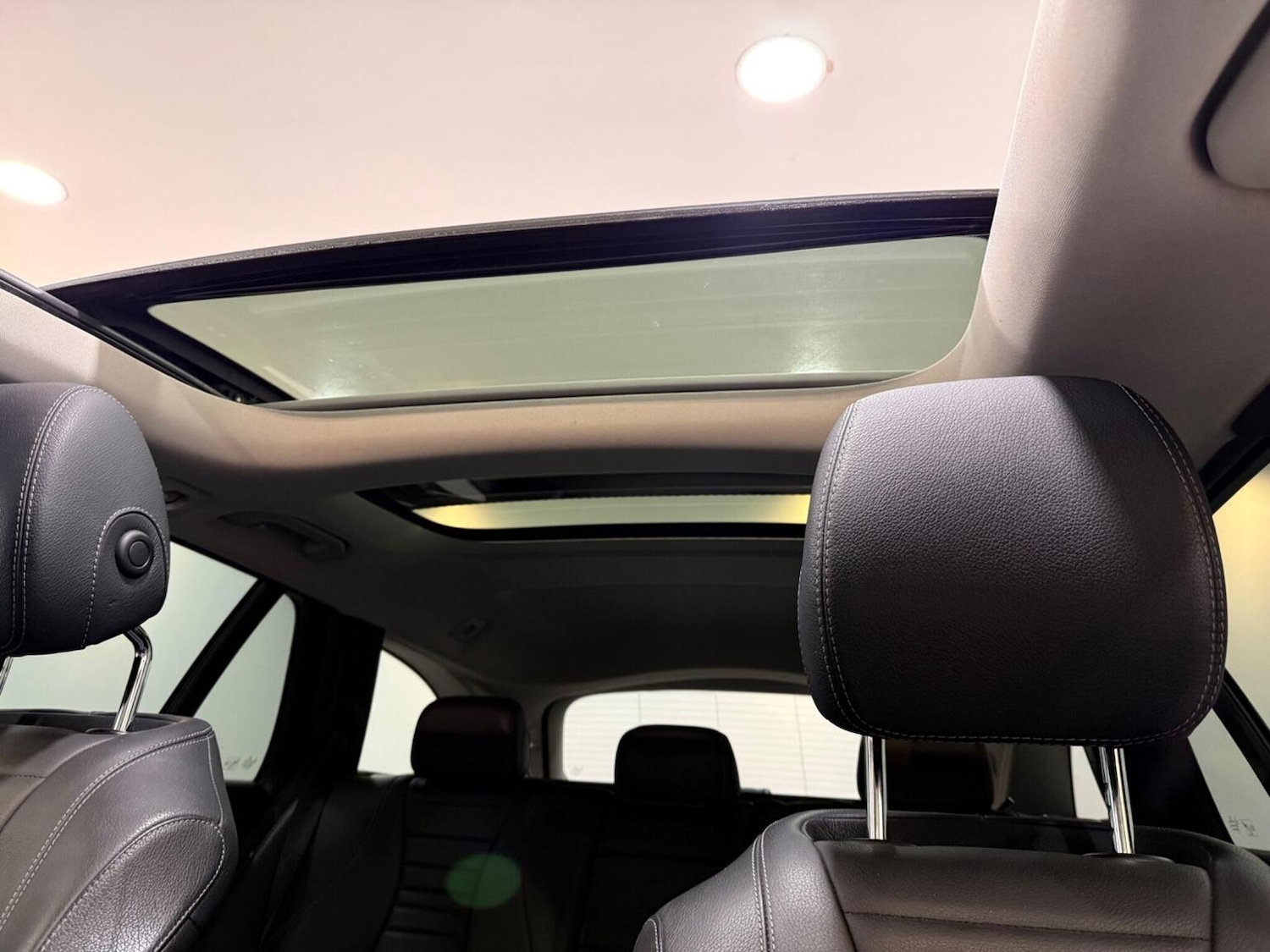 Used Mercedes-Benz E Class 2017 for sale - 77271019: Photo 42