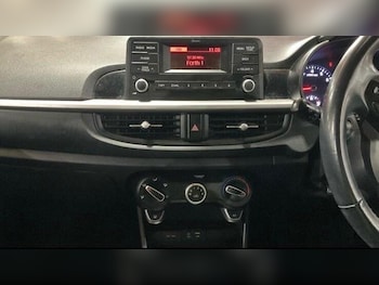 Used Kia Picanto 2017 for sale - 76541588: Photo