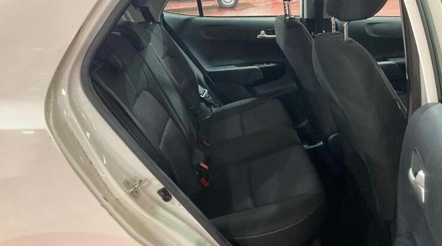 Used Kia Picanto 2017 for sale - 76541588: Photo 5