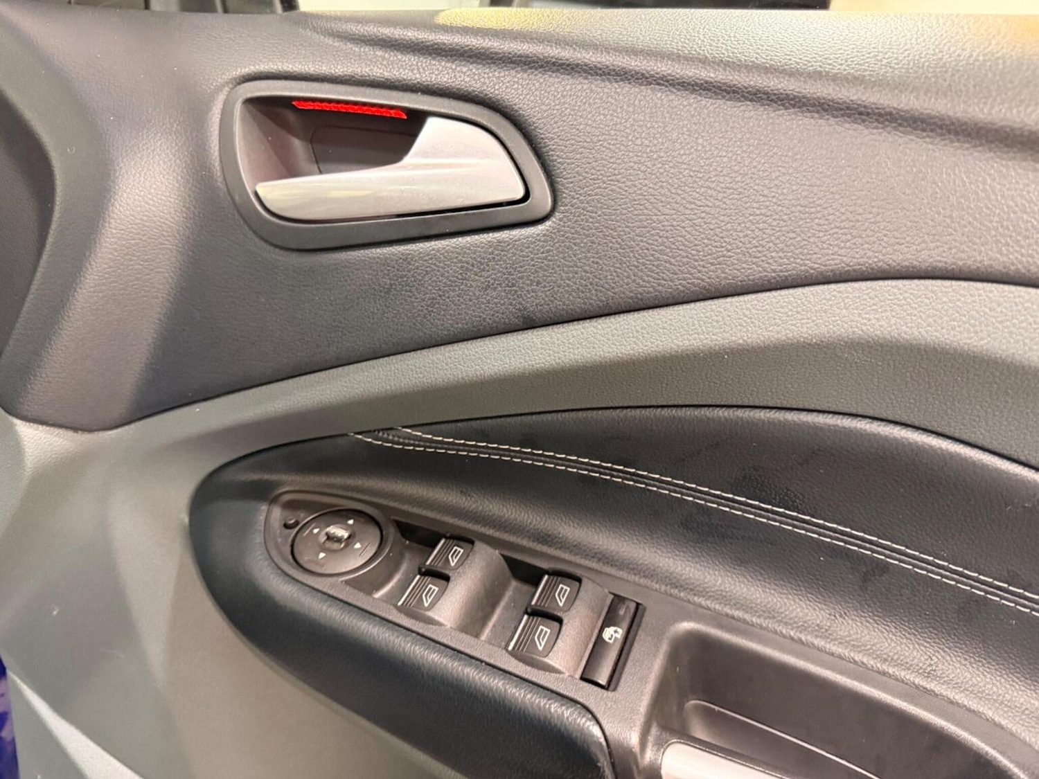 Used Ford C-Max 2013 for sale - 77264380: Photo 25