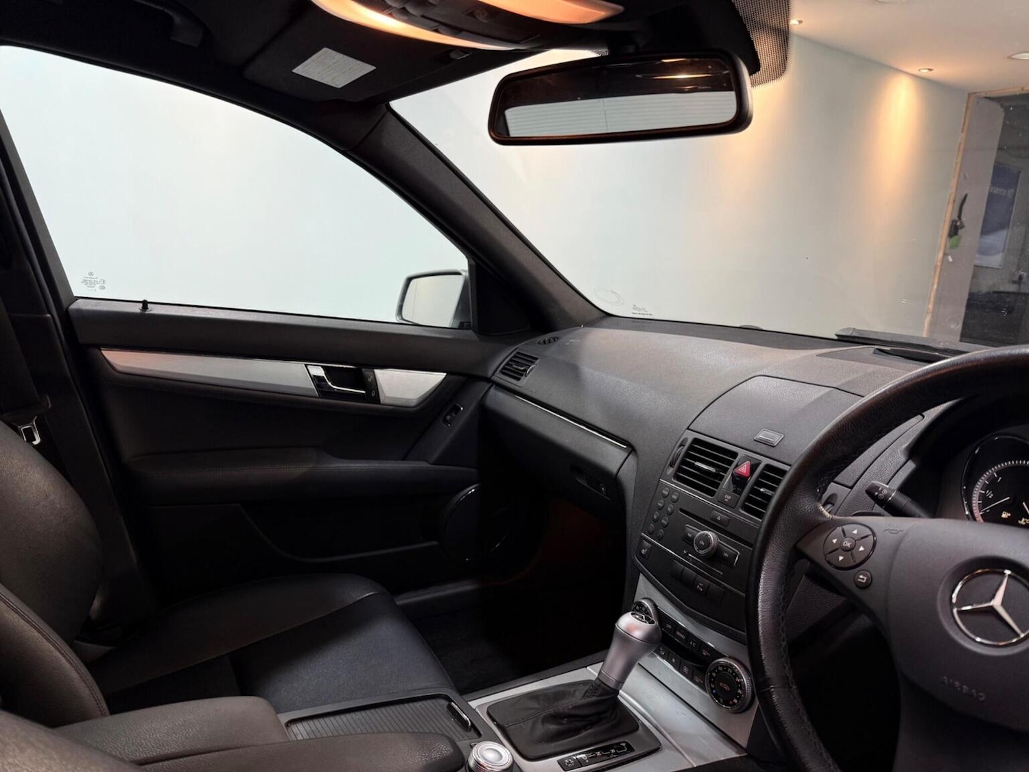 Used Mercedes-Benz C Class 2009 for sale - 78070601: Photo 39