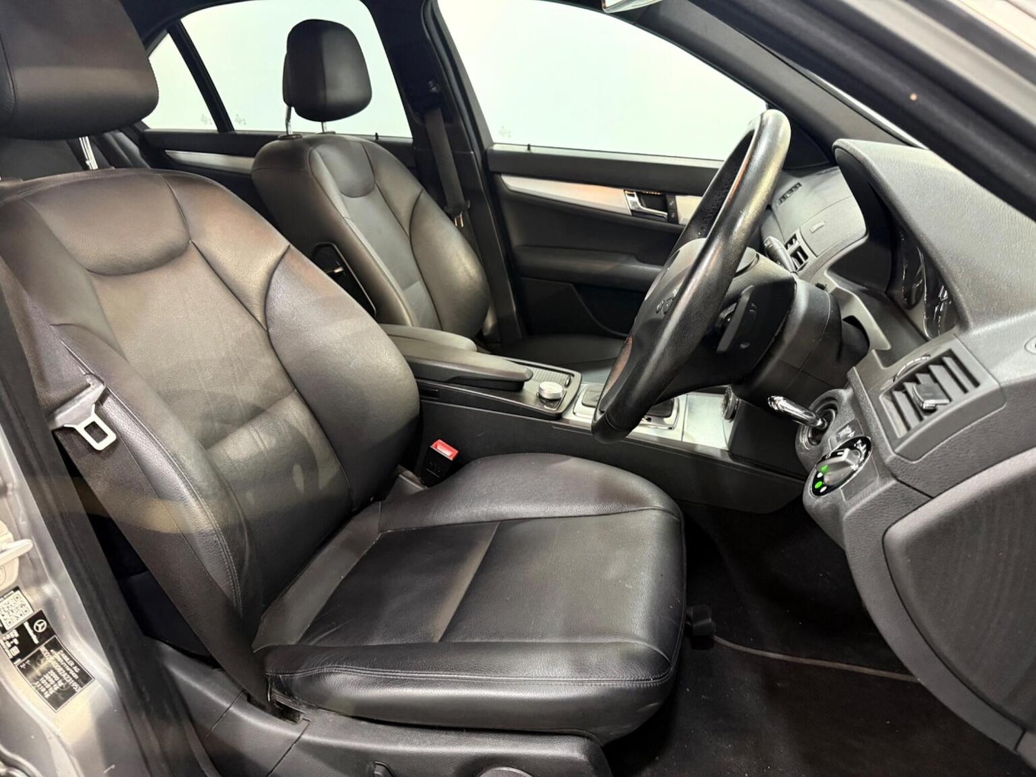 Used Mercedes-Benz C Class 2009 for sale - 78070601: Photo 44