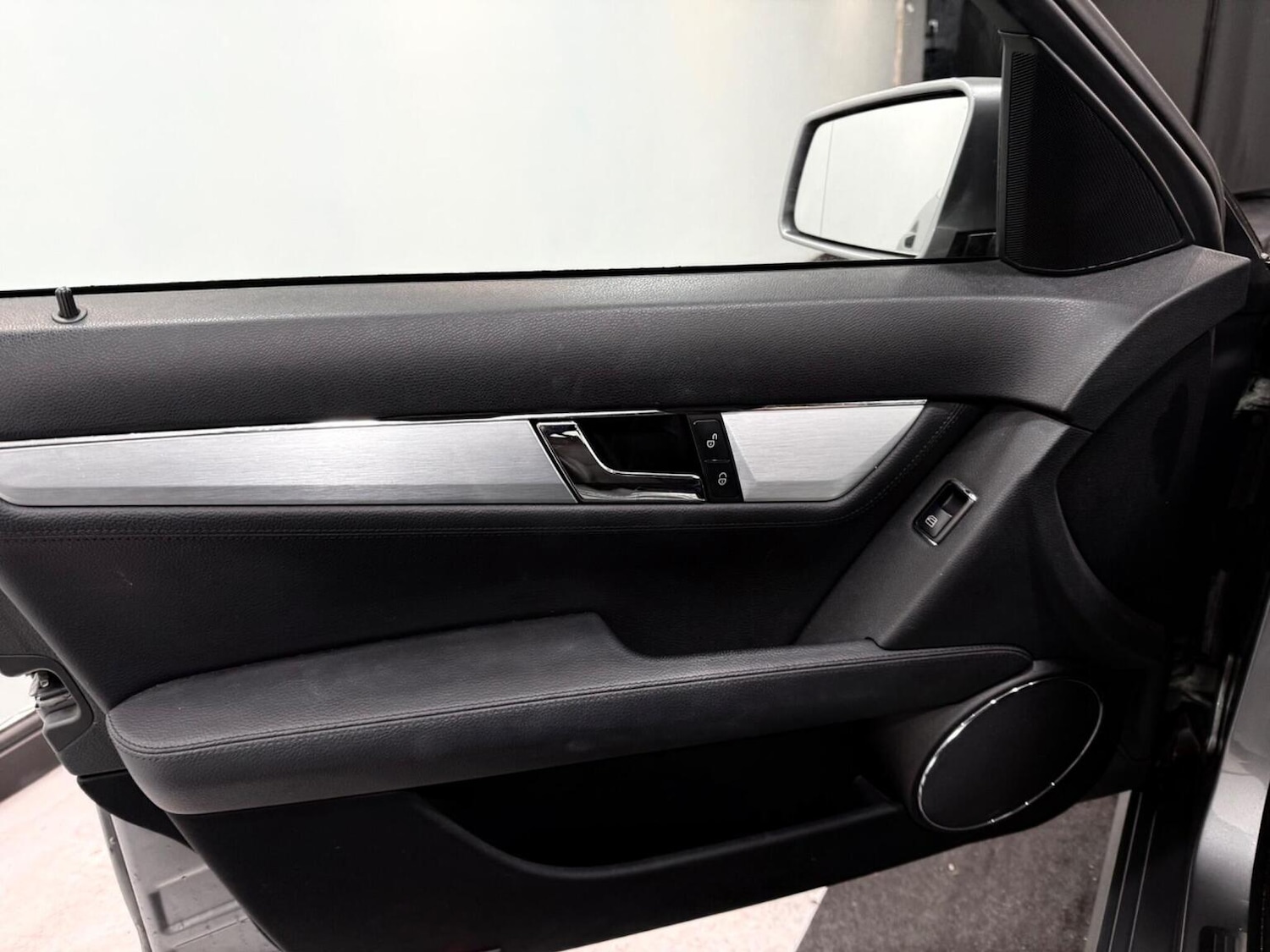 Used Mercedes-Benz C Class 2009 for sale - 78070601: Photo 56