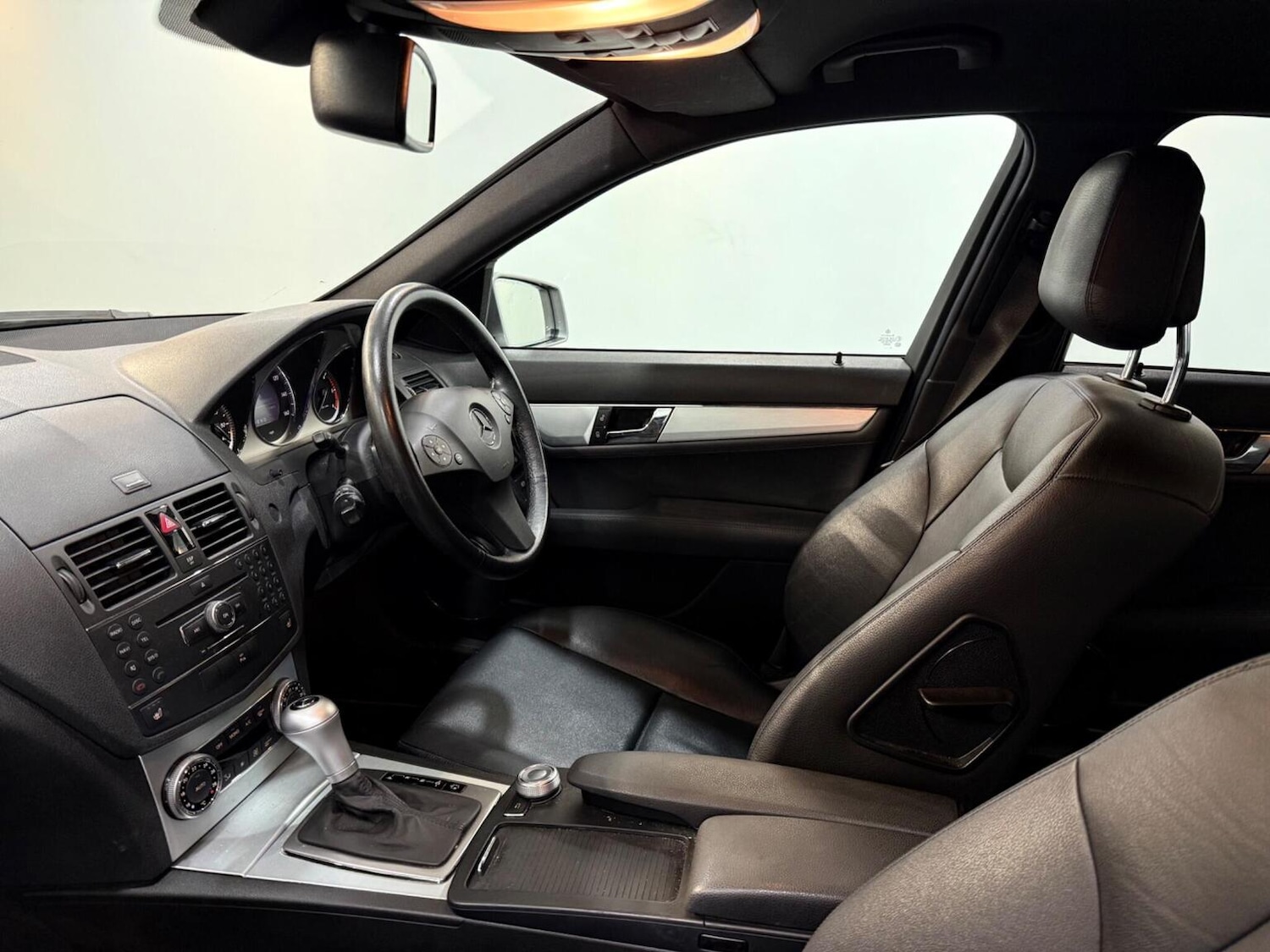 Used Mercedes-Benz C Class 2009 for sale - 78070601: Photo 61