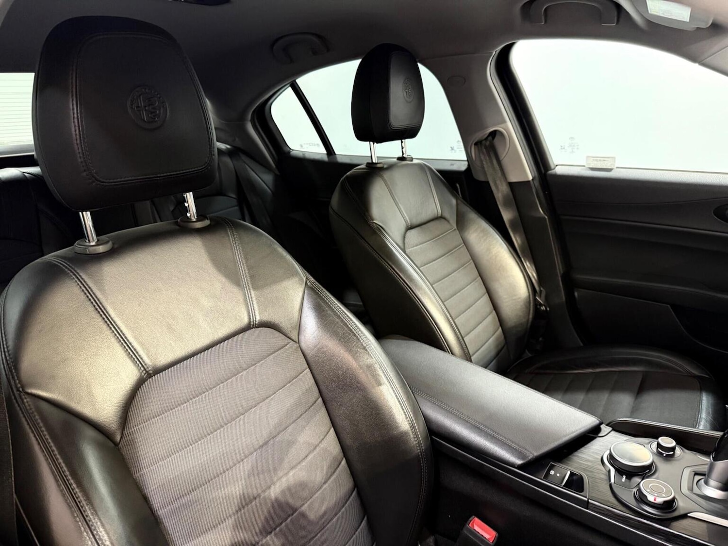 Used Alfa Romeo Giulia 2016 for sale - 76785066: Photo 16