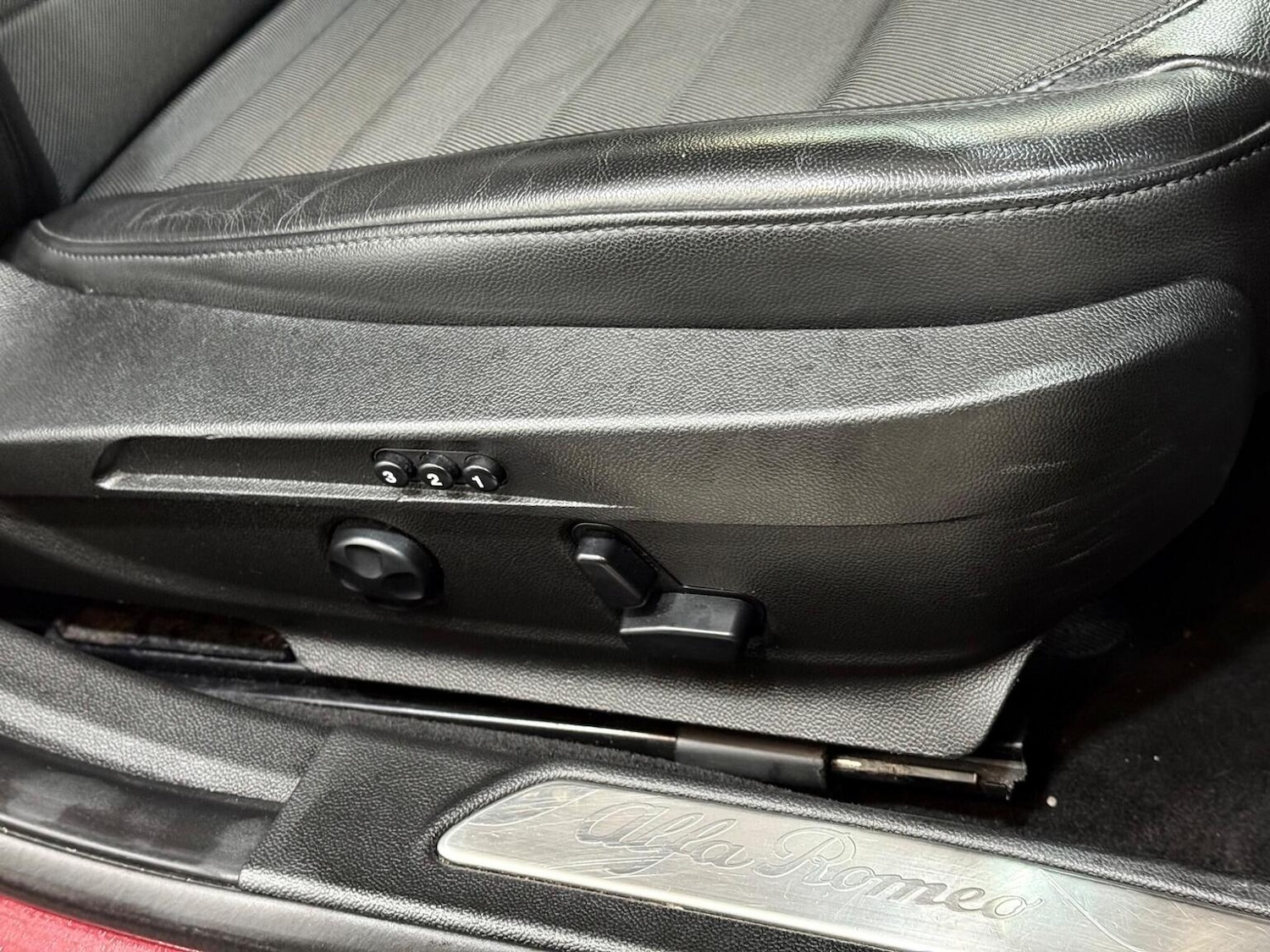 Used Alfa Romeo Giulia 2016 for sale - 76785066: Photo 29