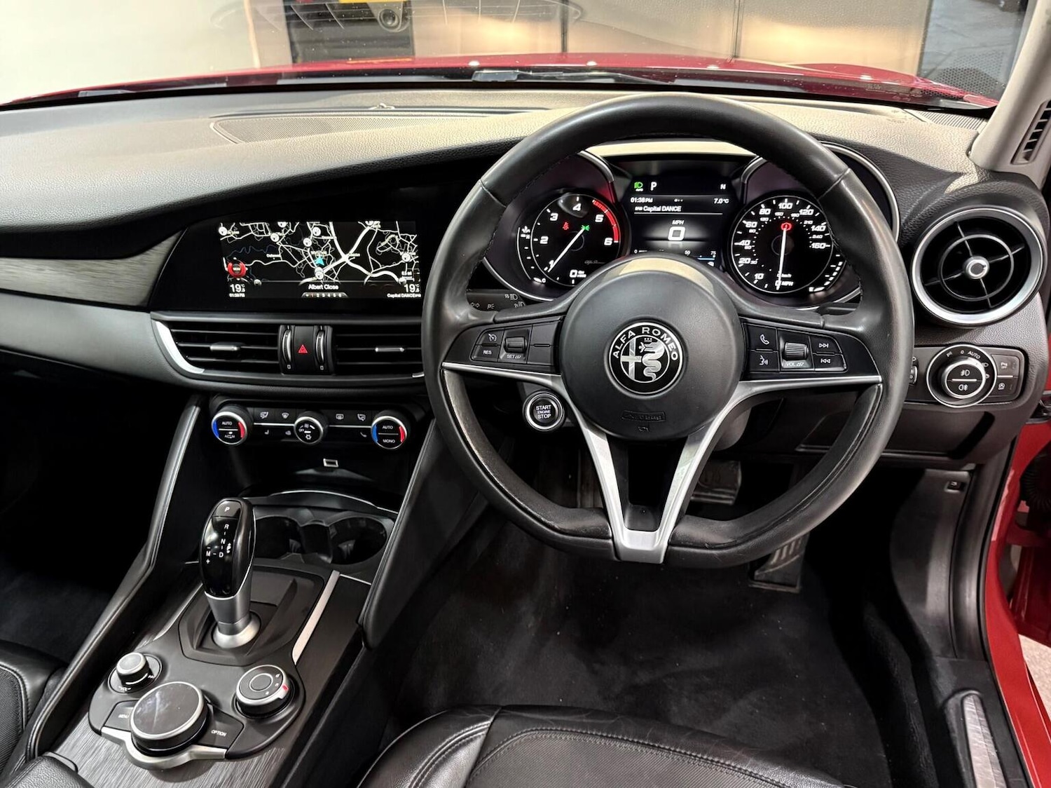 Used Alfa Romeo Giulia 2016 for sale - 76785066: Photo 30