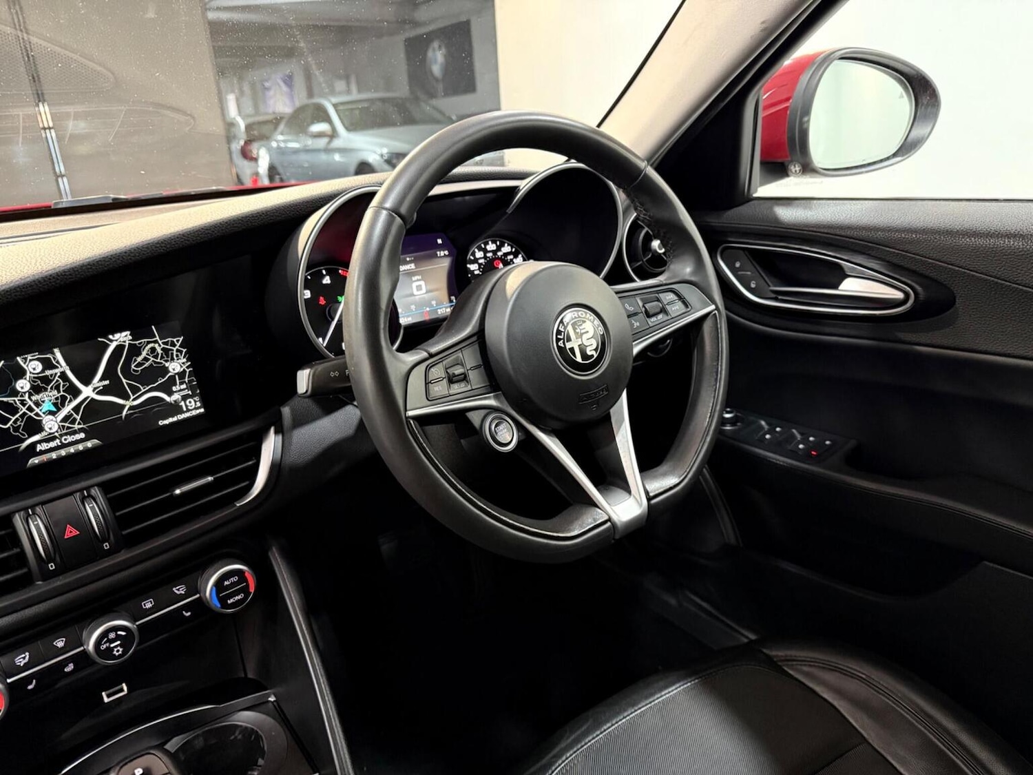 Used Alfa Romeo Giulia 2016 for sale - 76785066: Photo 31