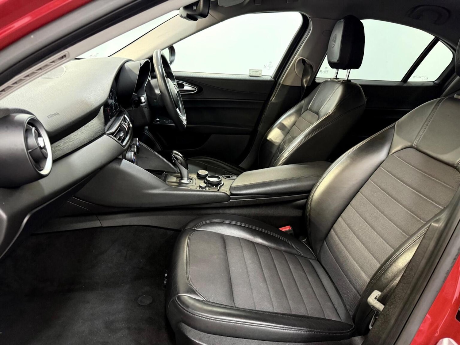 Used Alfa Romeo Giulia 2016 for sale - 76785066: Photo 33