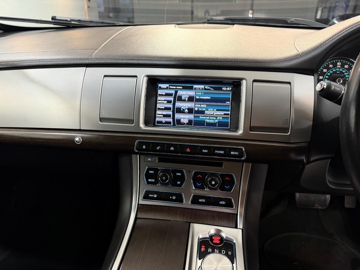 Used Jaguar XF 2013 for sale - 76741376: Photo 12