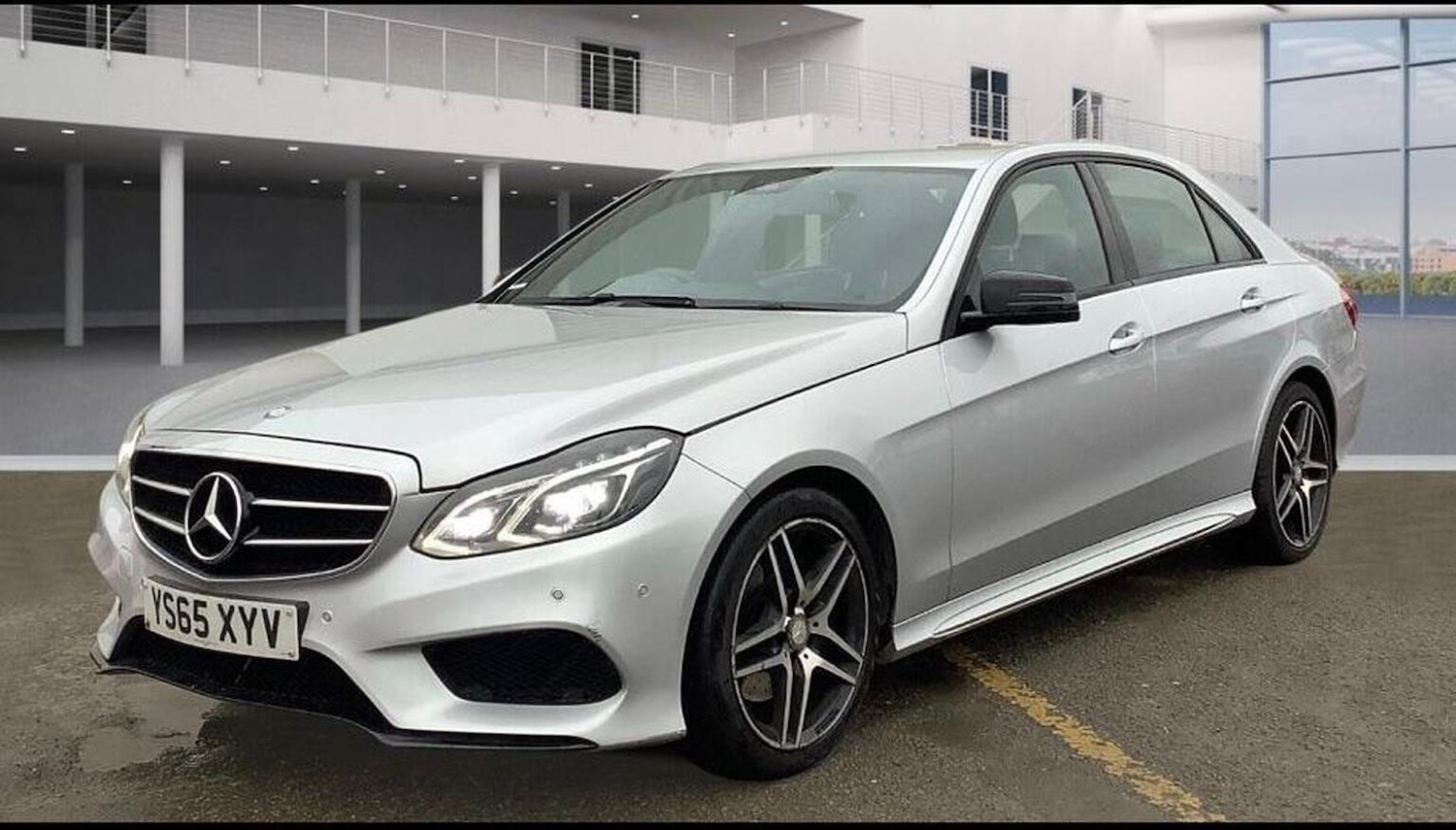 Used Mercedes-Benz E Class 2015 for sale - 77377784: Photo 1
