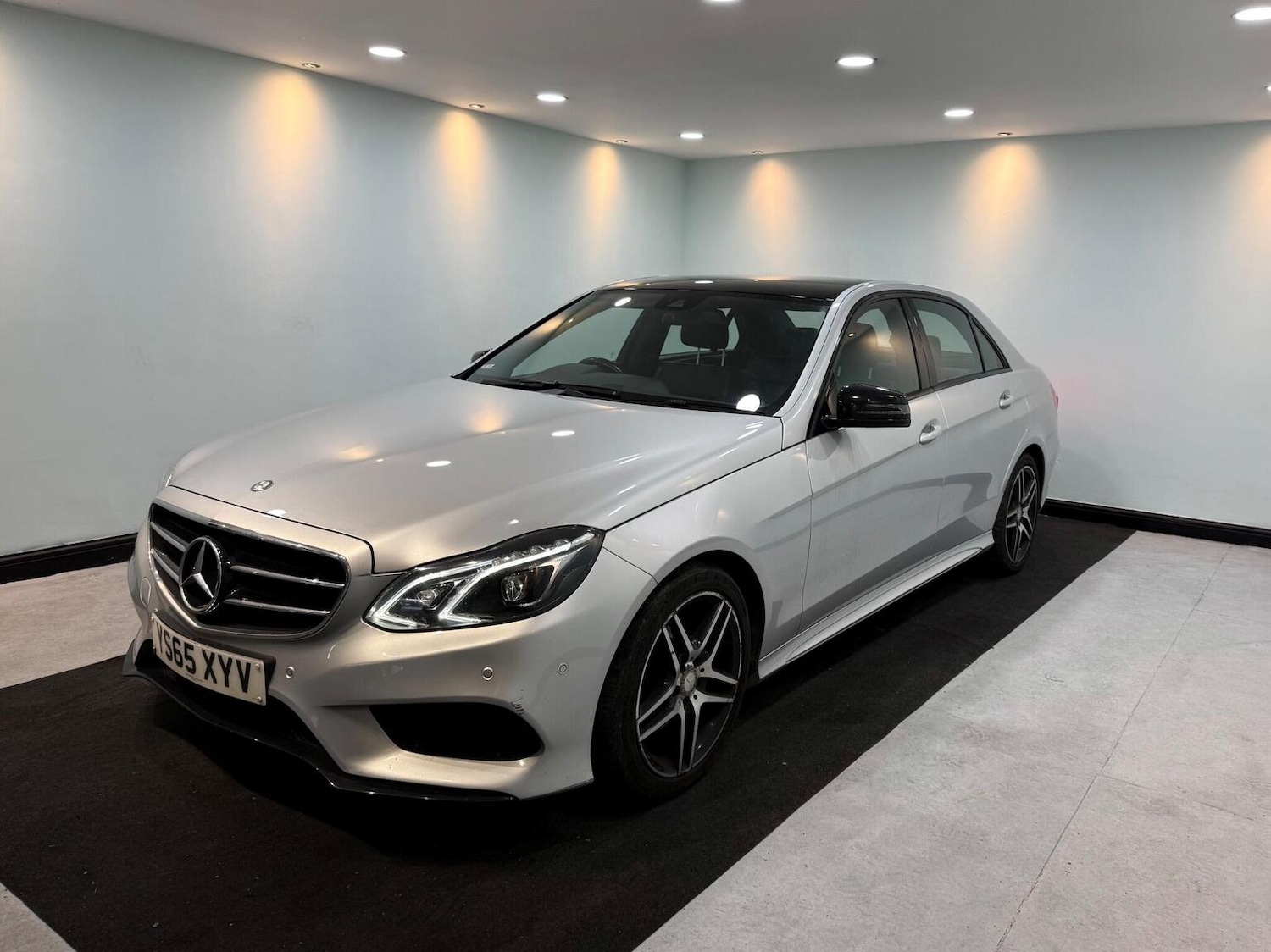 Used Mercedes-Benz E Class 2015 for sale - 77377784: Photo 11