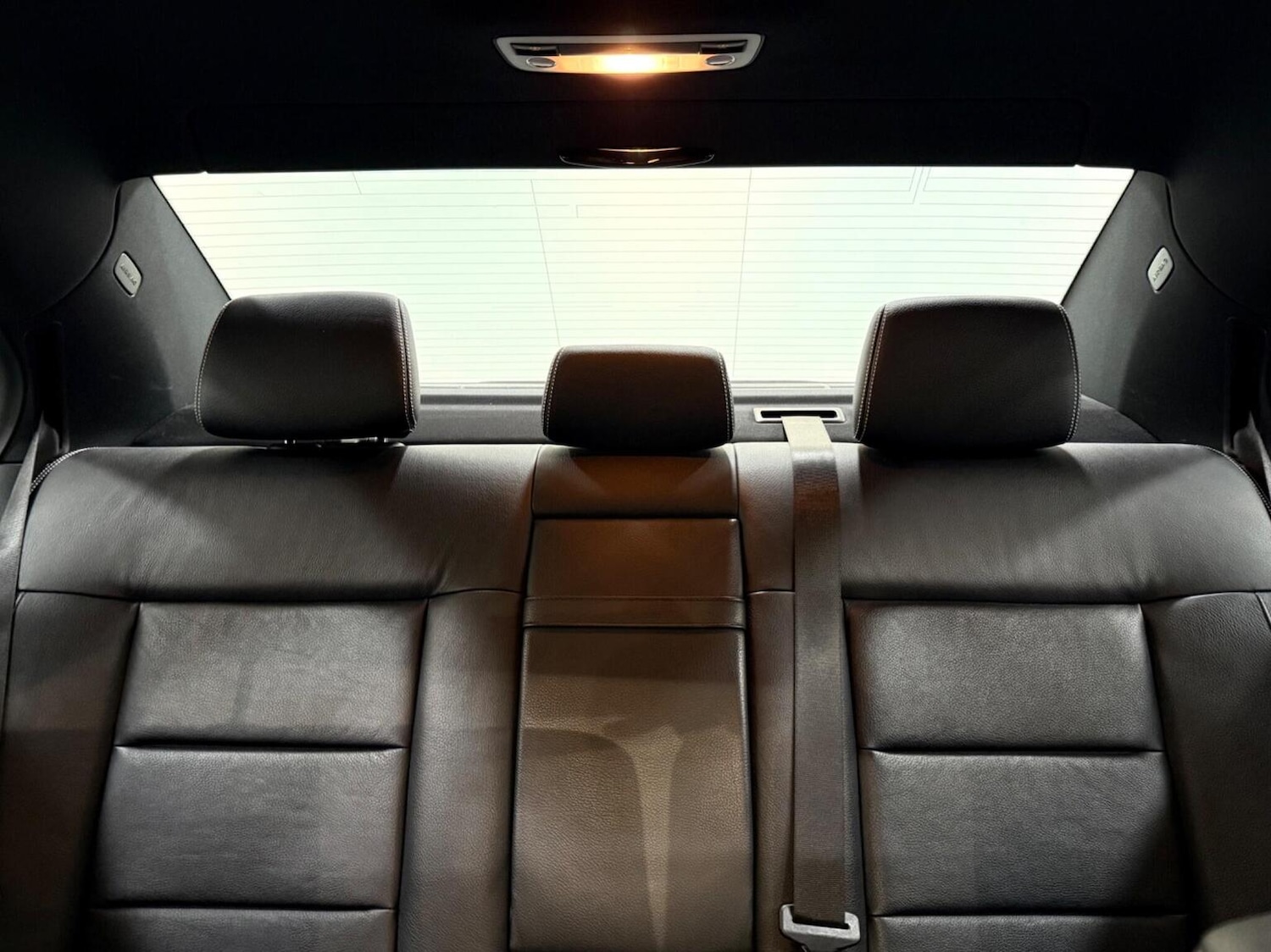 Used Mercedes-Benz E Class 2015 for sale - 77377784: Photo 23